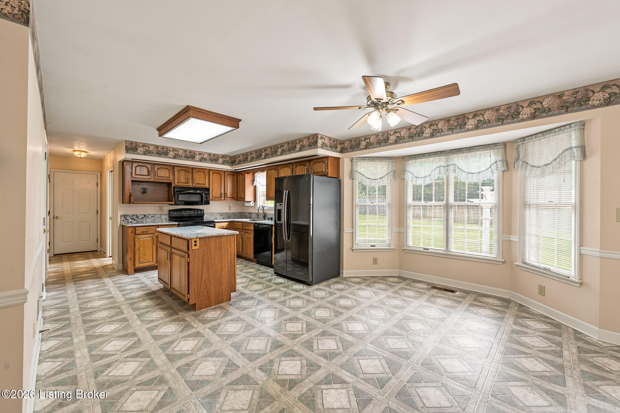 4100 Kirby Ln Property Photo 11