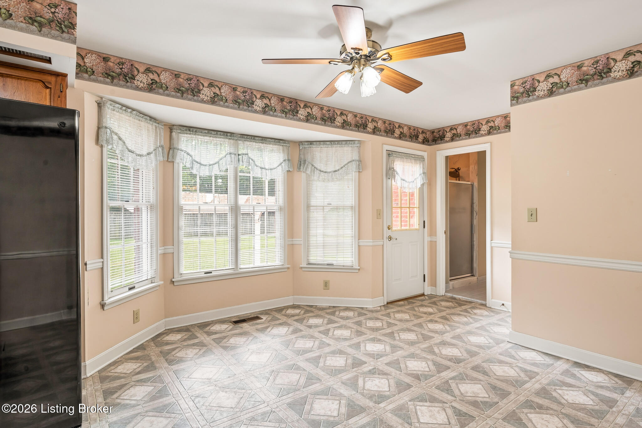 4100 Kirby Ln Property Photo 12