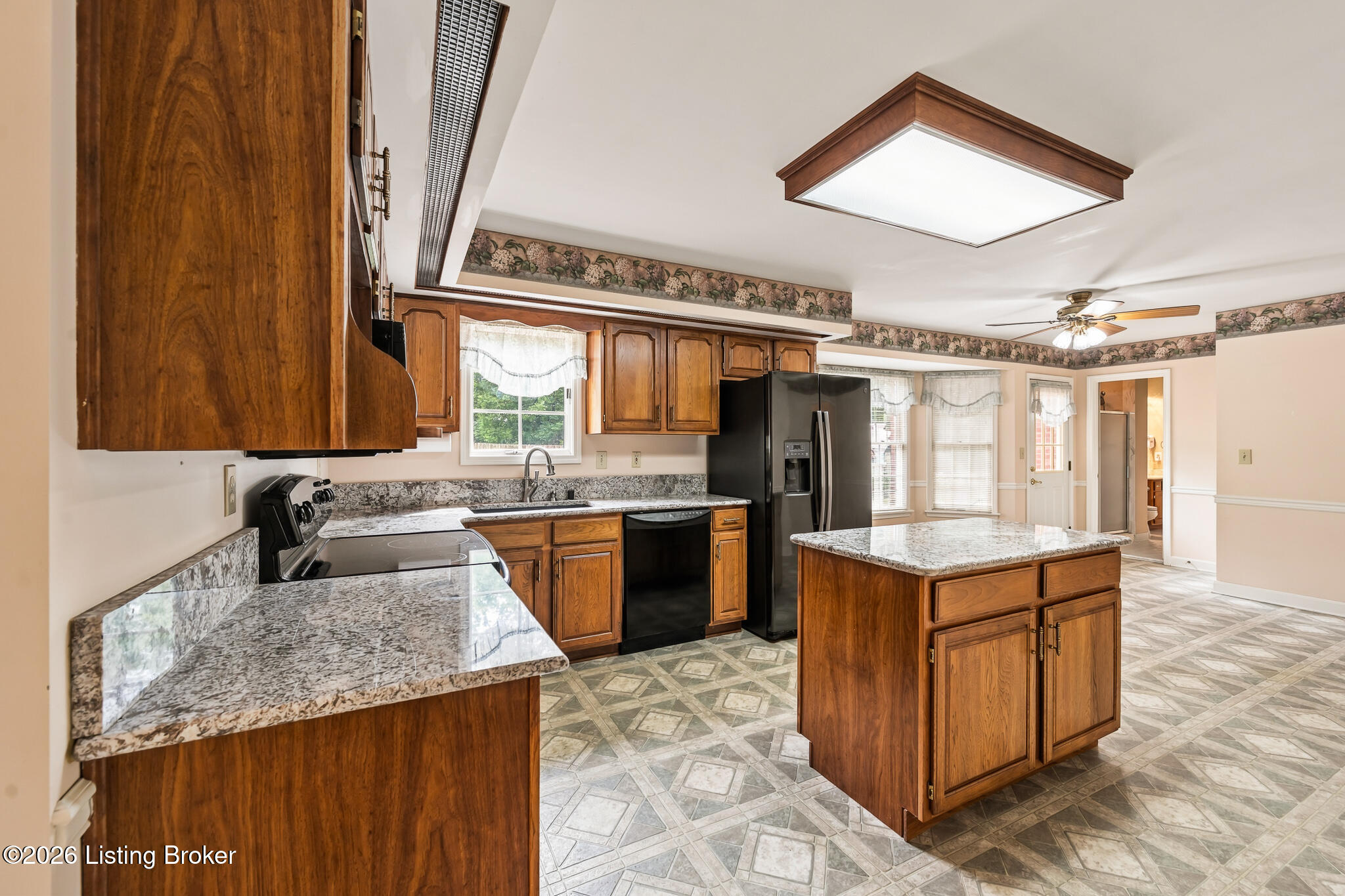 4100 Kirby Ln Property Photo 15