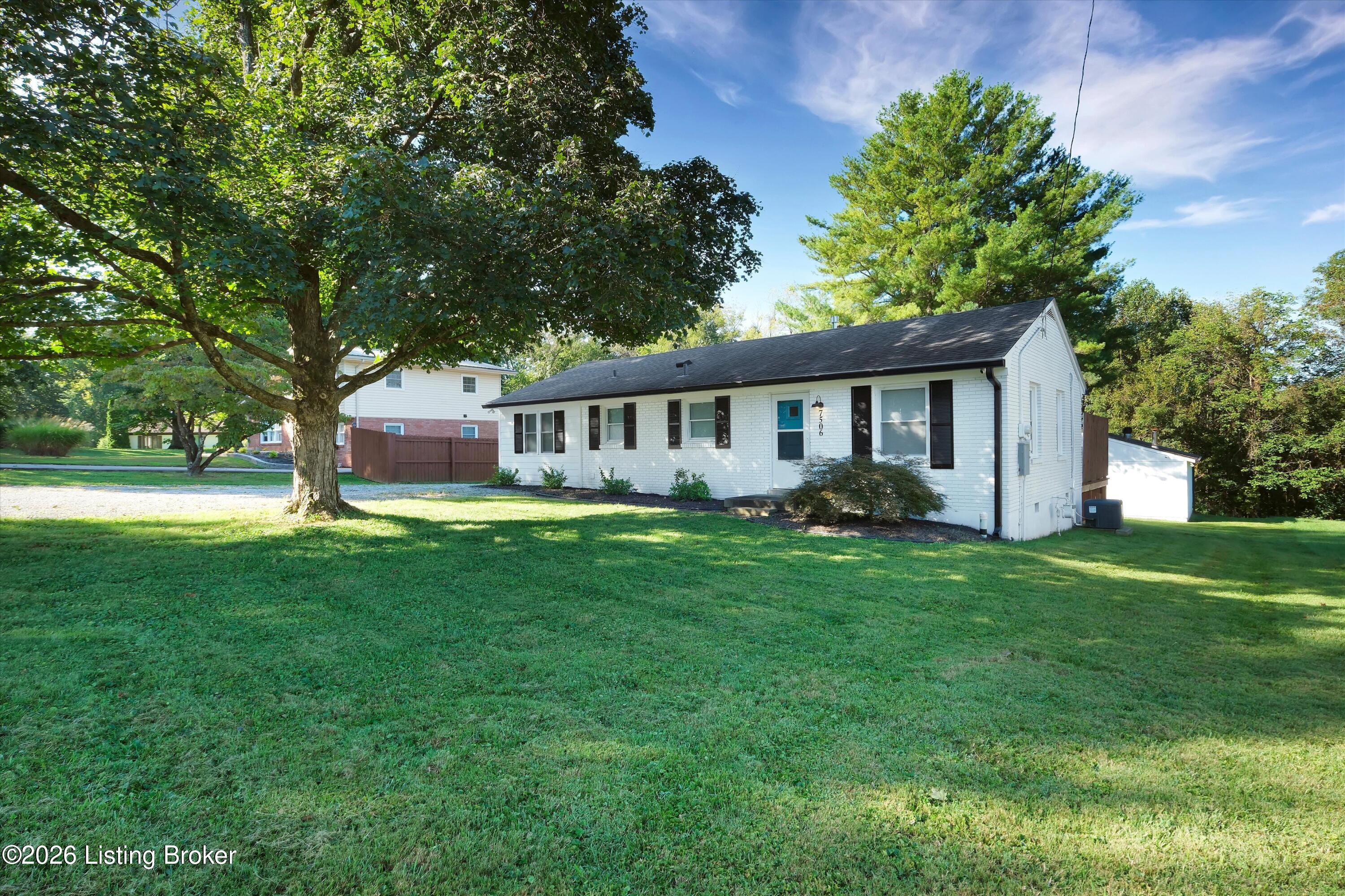 7506 Beechdale Rd Property Photo 2