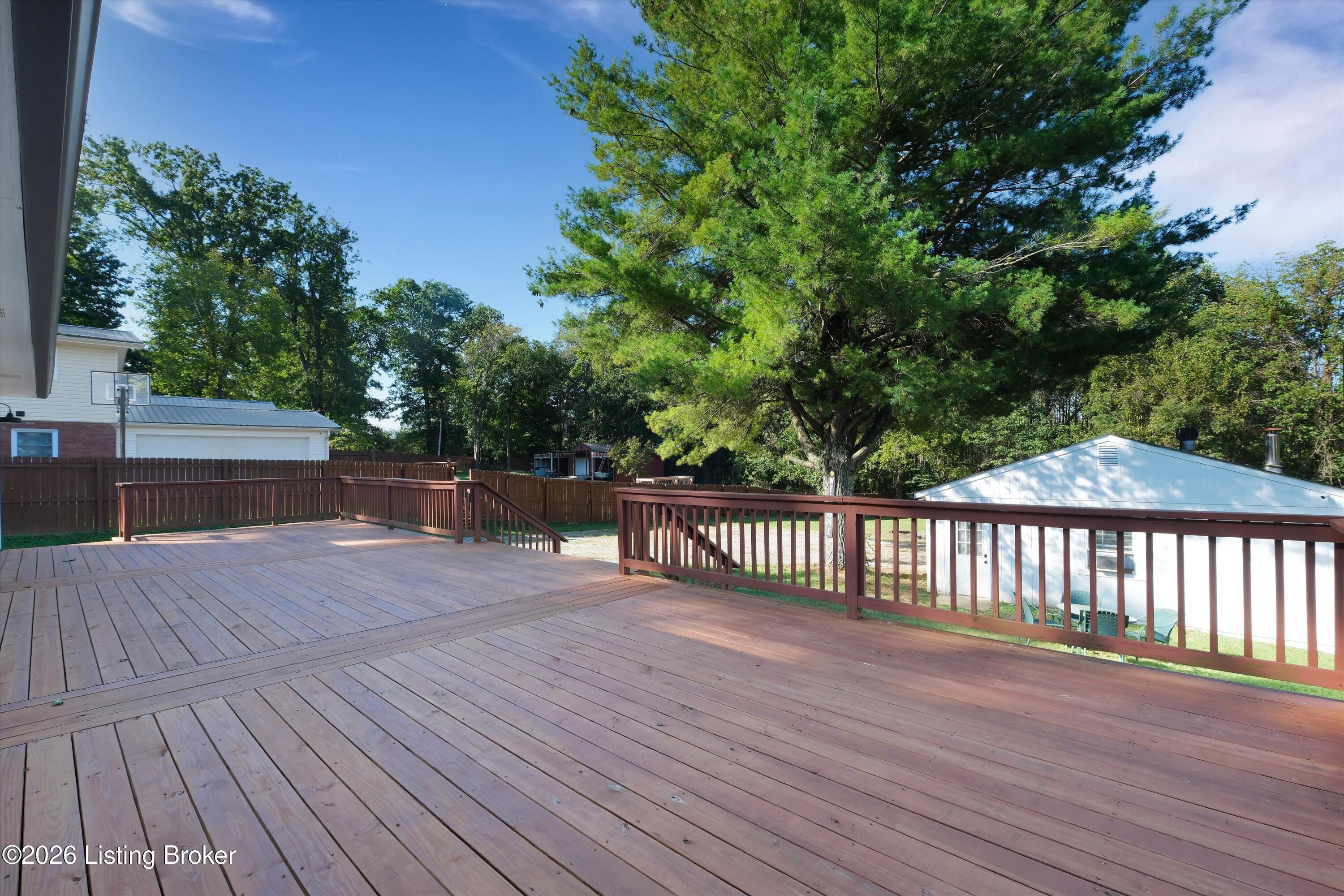 7506 Beechdale Rd Property Photo 27