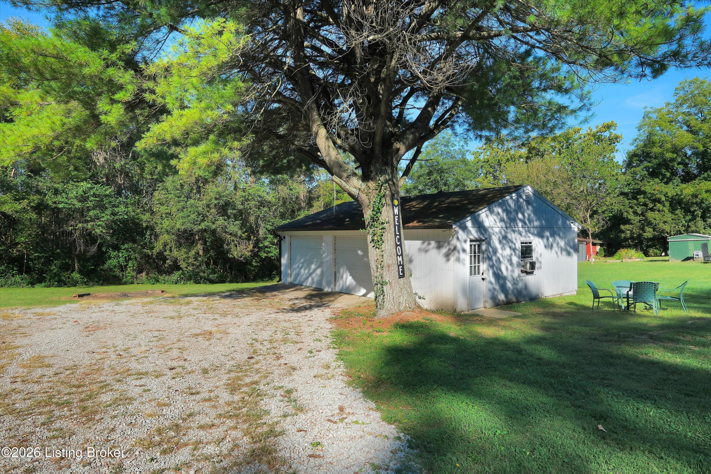 7506 Beechdale Rd Property Photo 29
