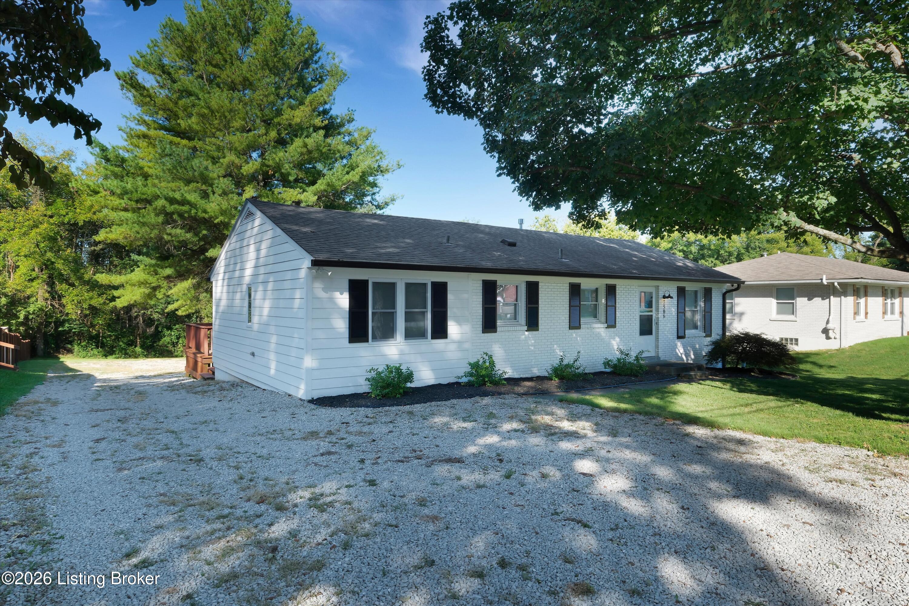 7506 Beechdale Rd Property Photo 41
