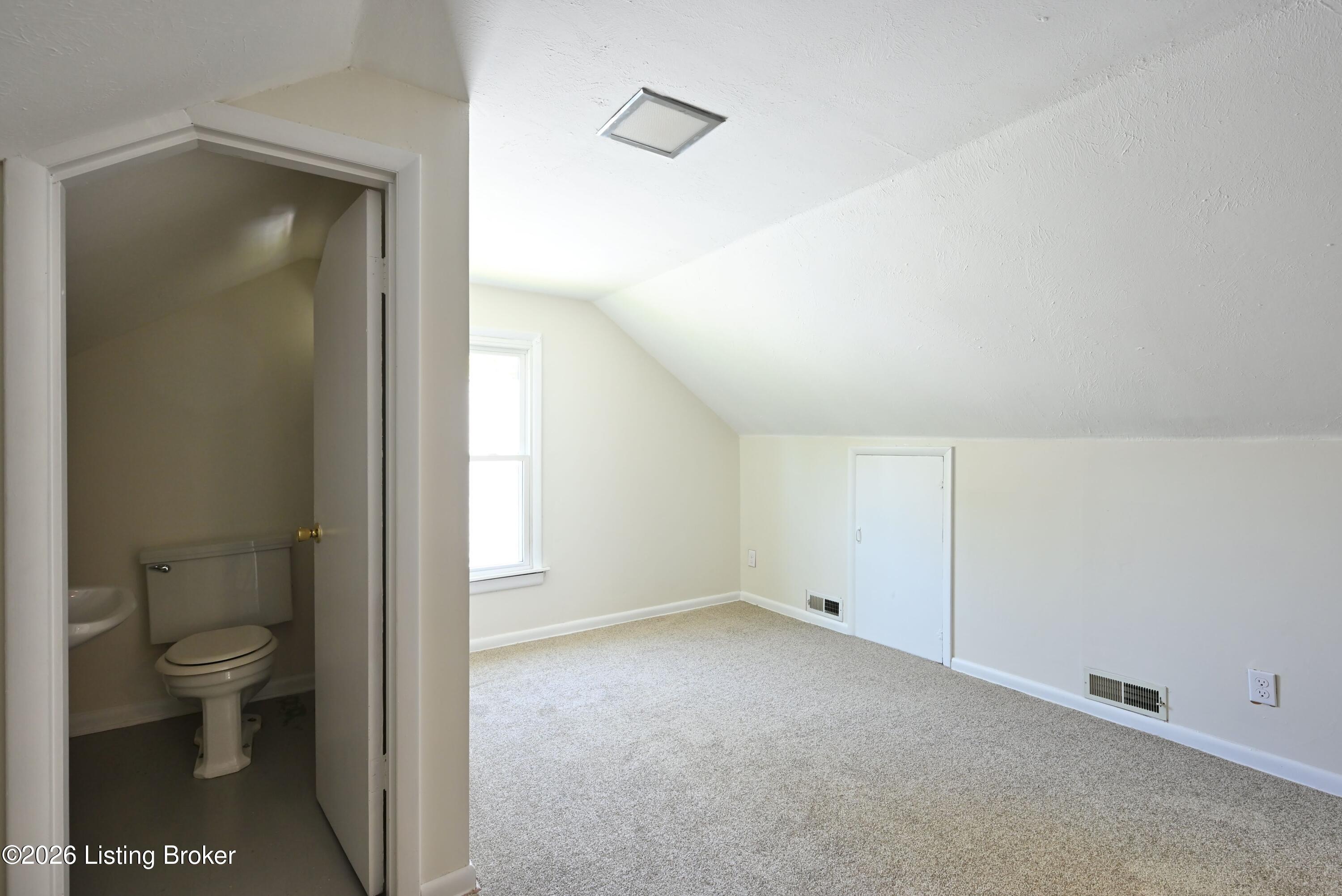 309 Inverness Ave Property Photo 26
