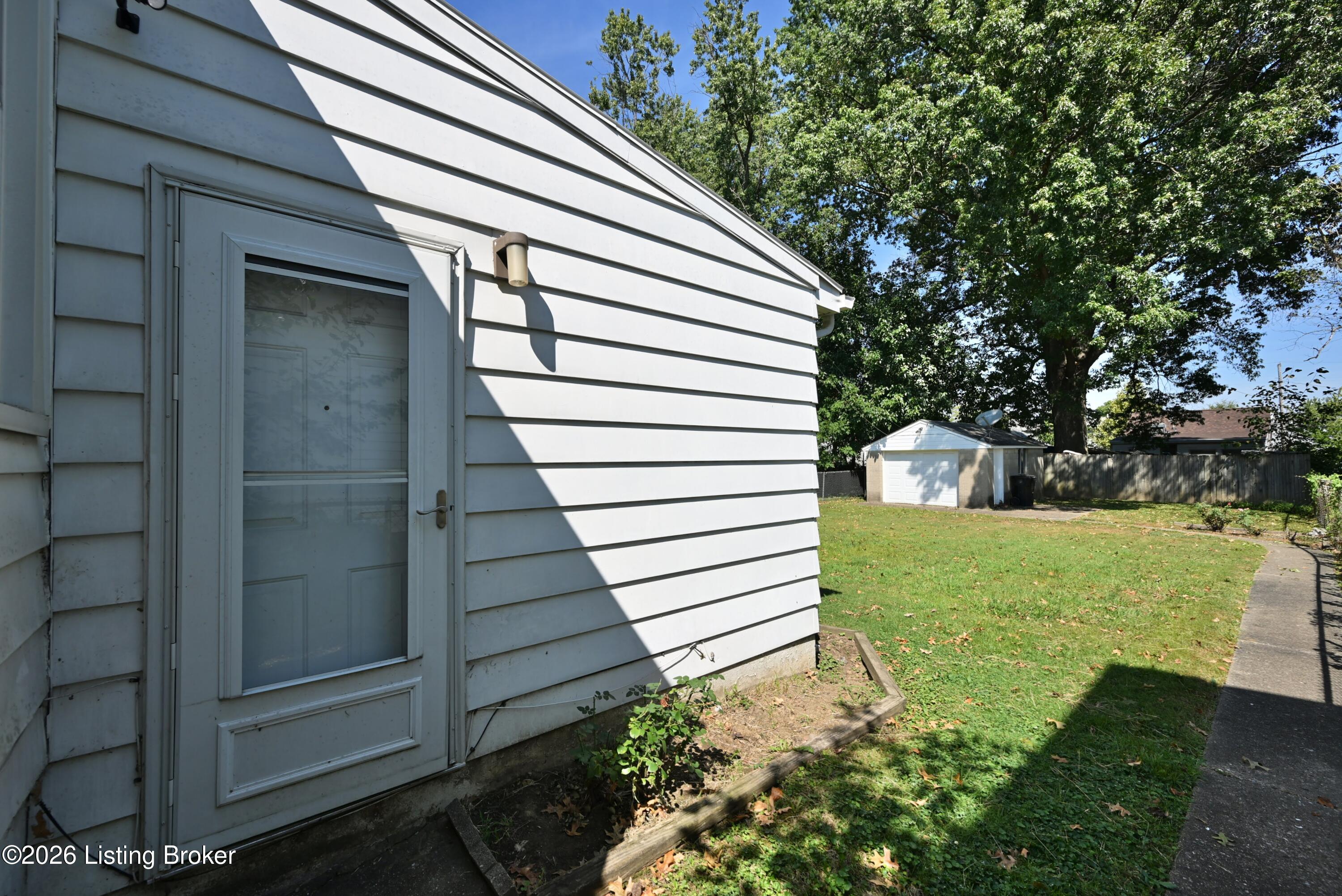 309 Inverness Ave Property Photo 33