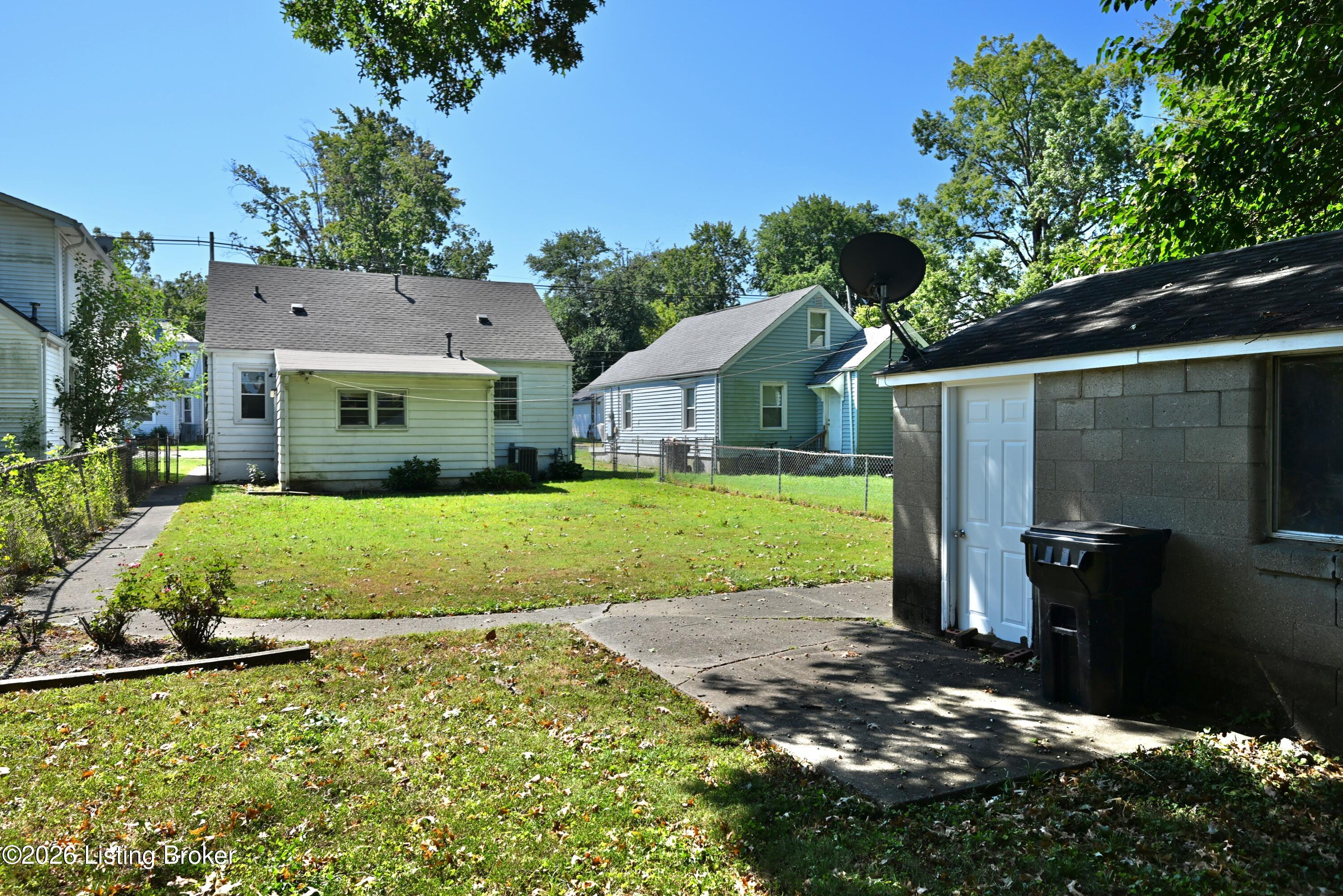 309 Inverness Ave Property Photo 36