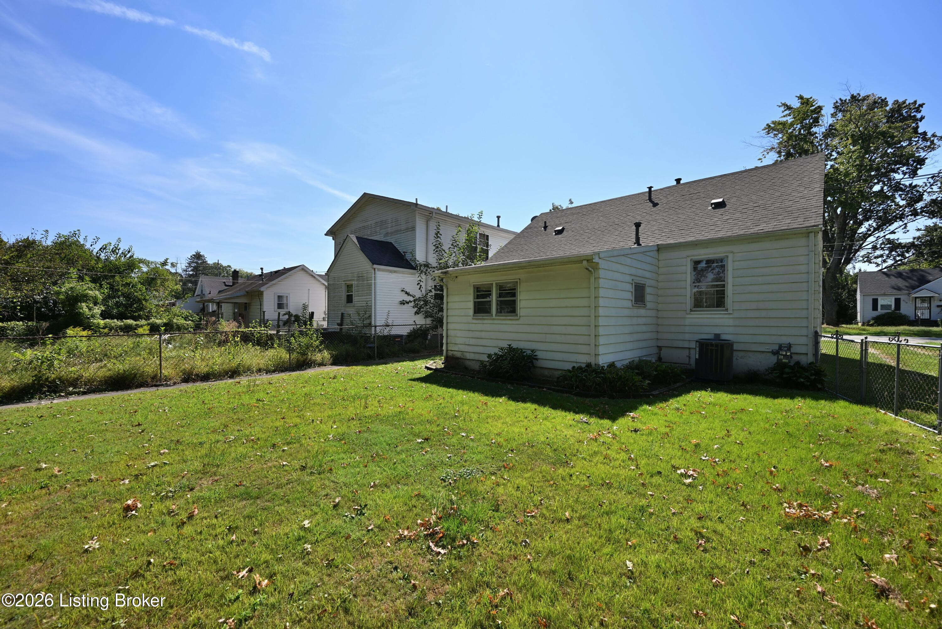 309 Inverness Ave Property Photo 40