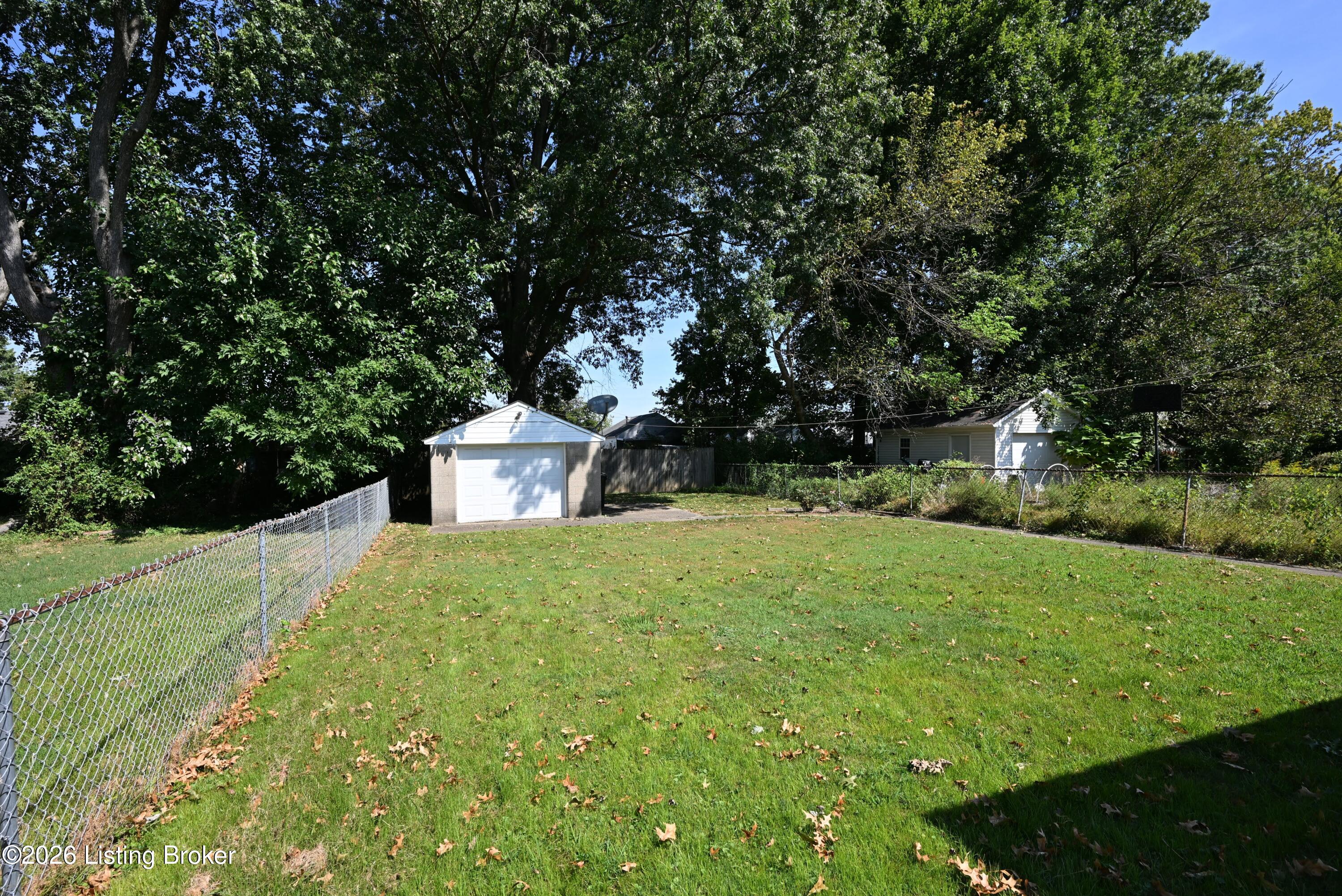 309 Inverness Ave Property Photo 41