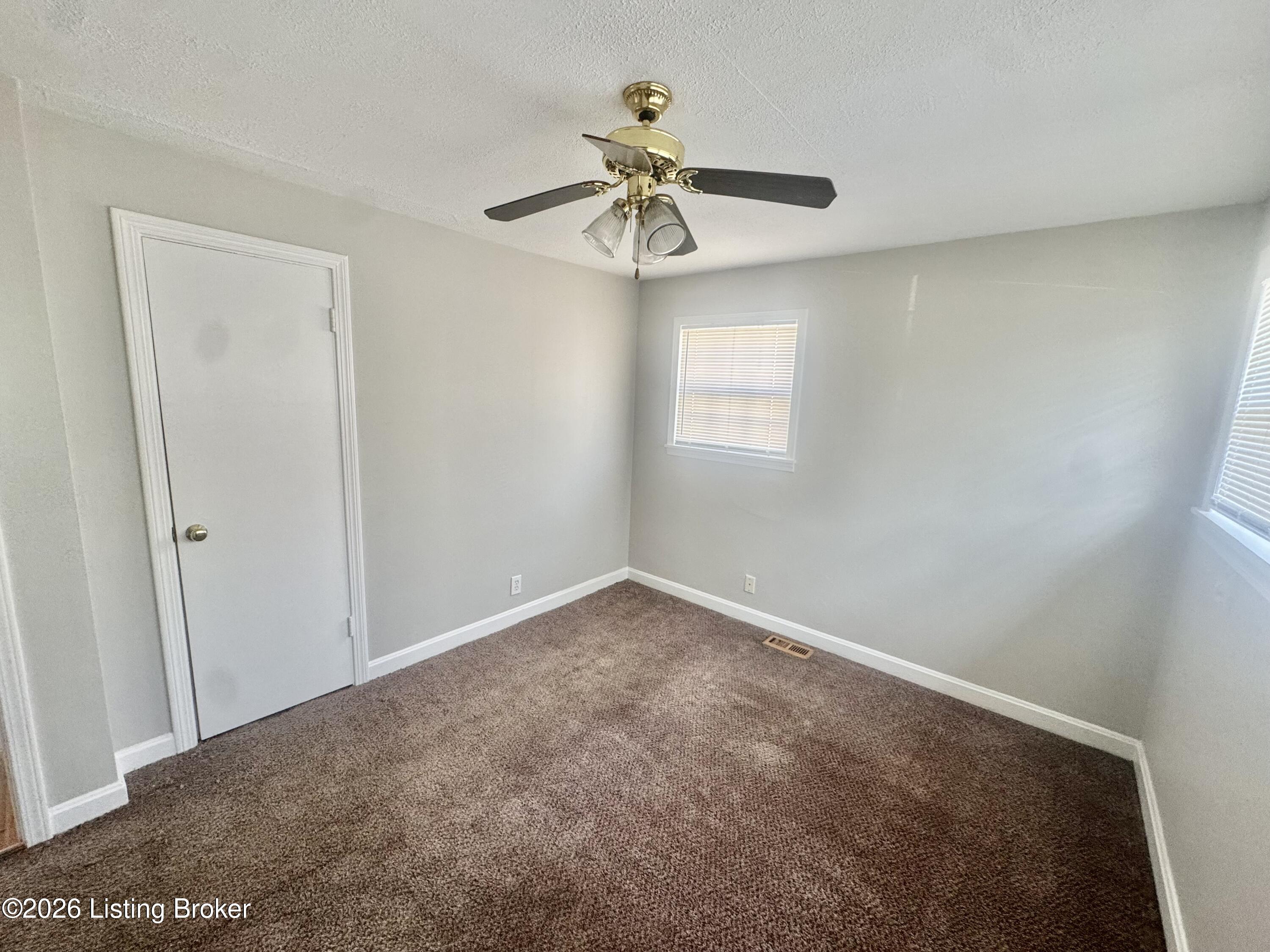 8210 Kerry Rd Property Photo 14