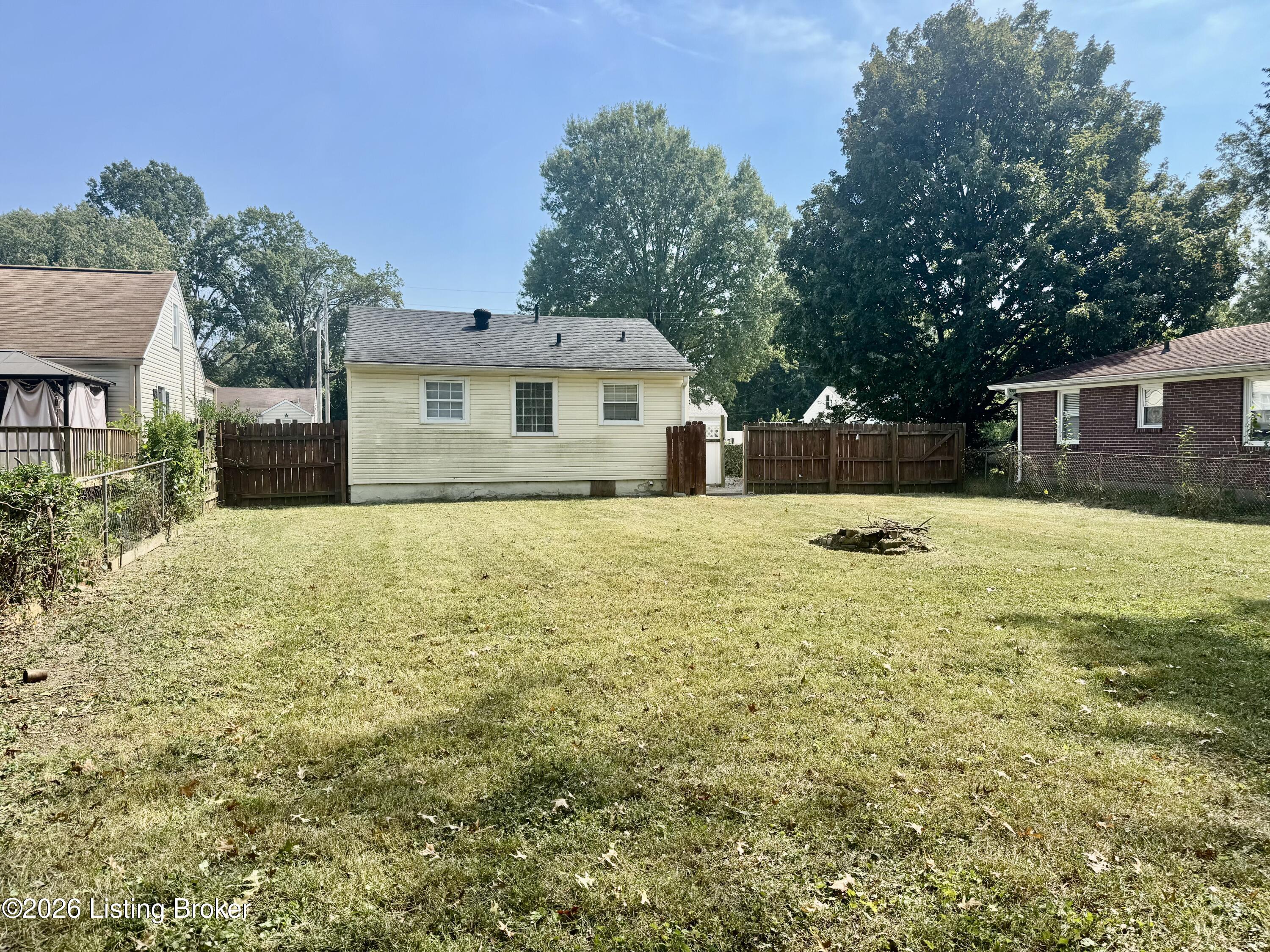 8210 Kerry Rd Property Photo 24
