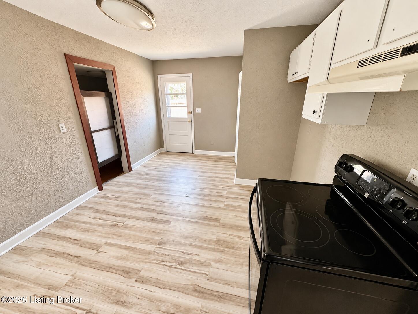 7818 Bramble Ln Property Photo 5