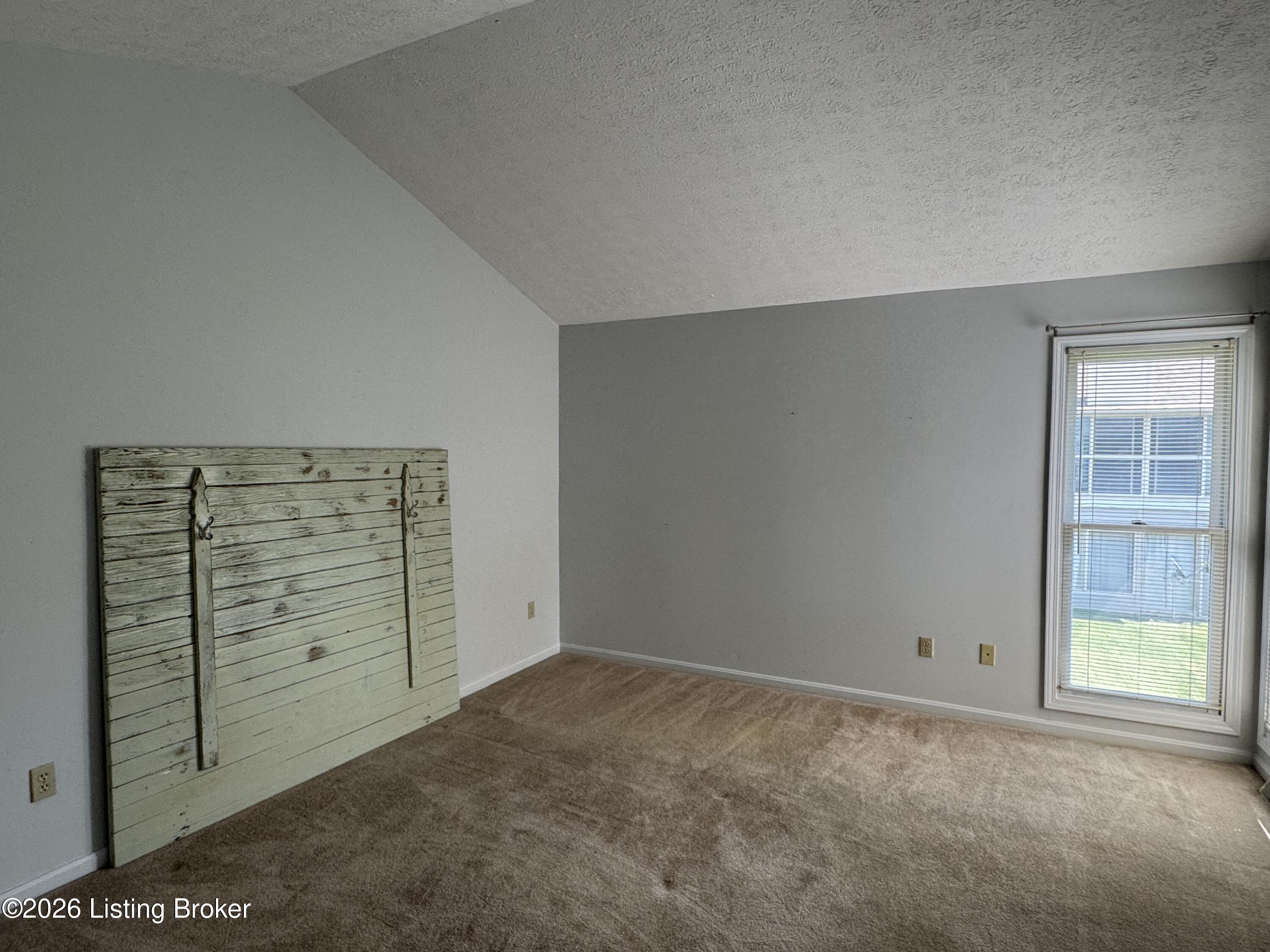 482 Mulberry St Apt C Property Photo 10