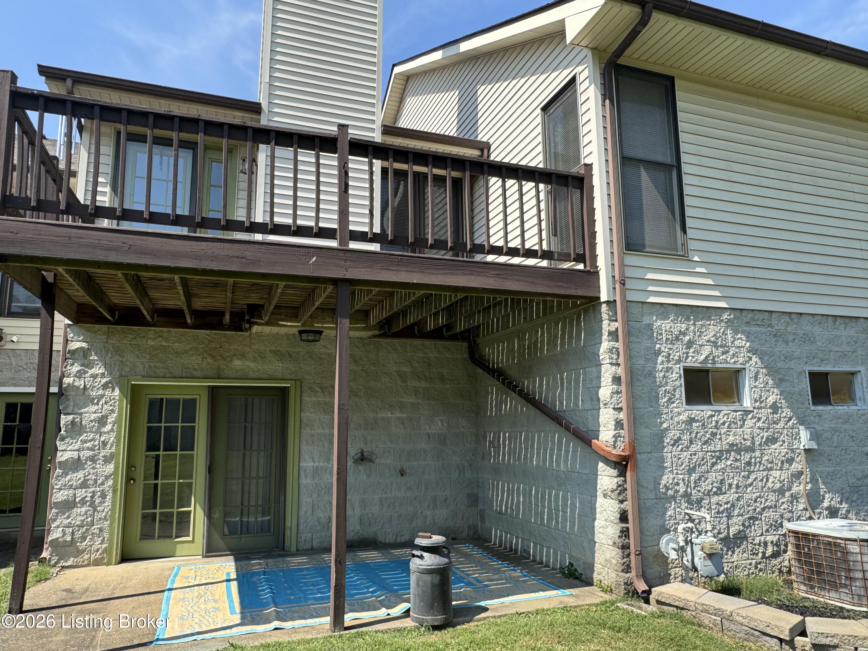 482 Mulberry St Apt C Property Photo 19