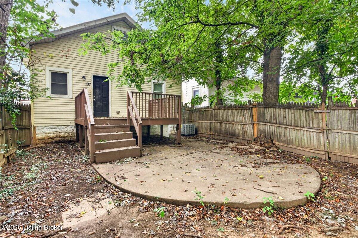 107 S 43rd St Property Photo 21