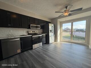 196 Love Ave Property Photo 6