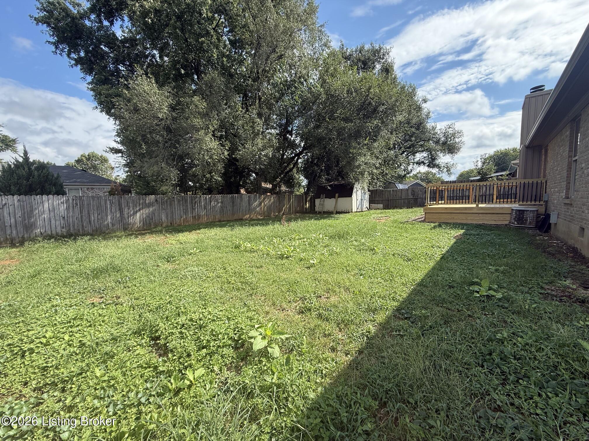 196 Love Ave Property Photo 25