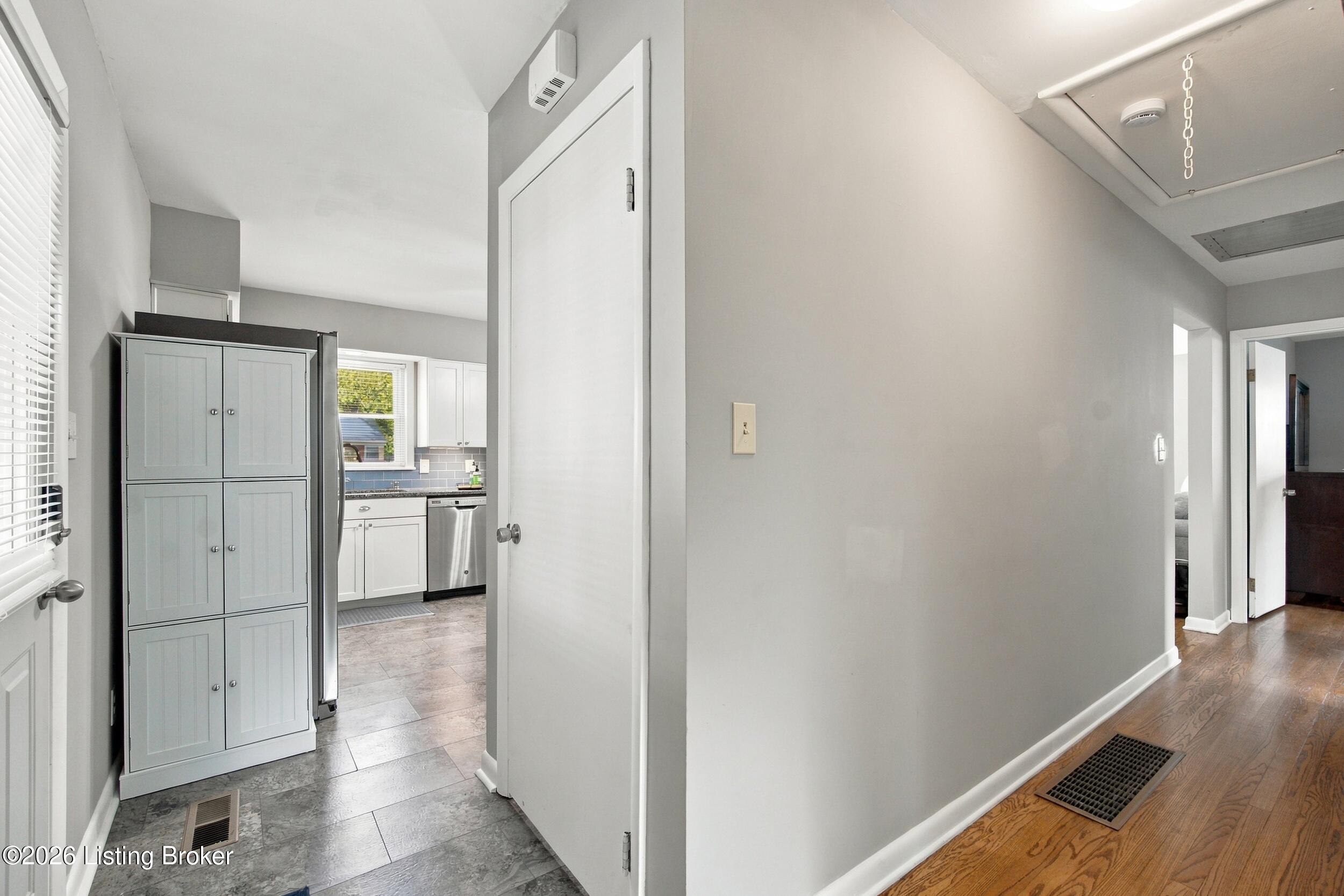3738 Rouge Way Property Photo 18
