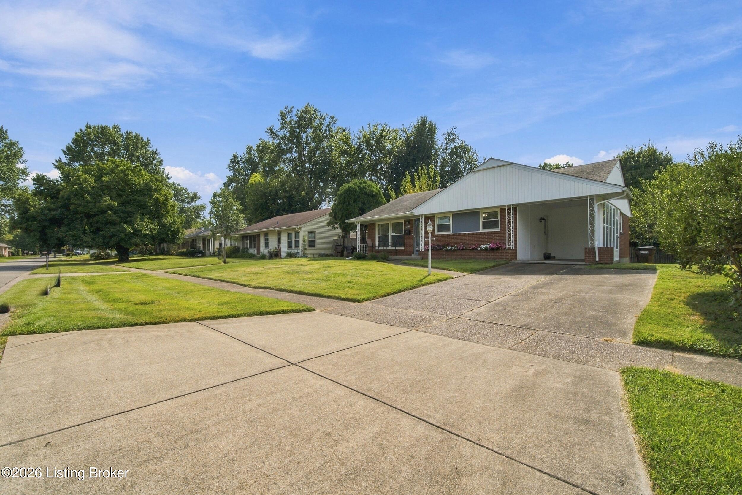 3738 Rouge Way Property Photo 27