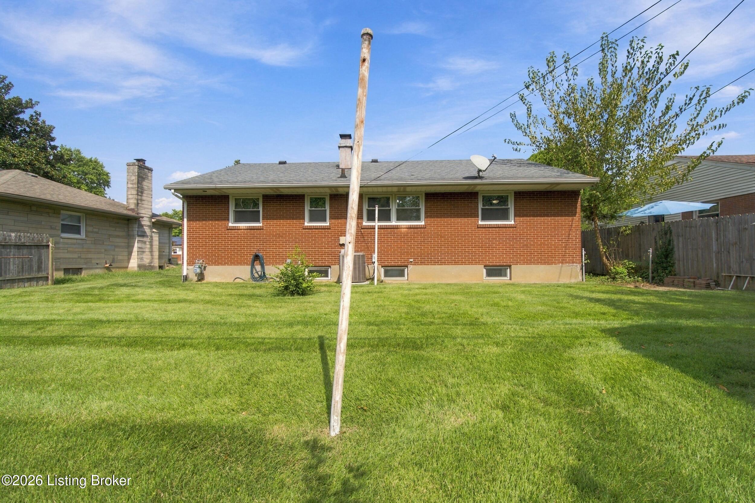 3738 Rouge Way Property Photo 28