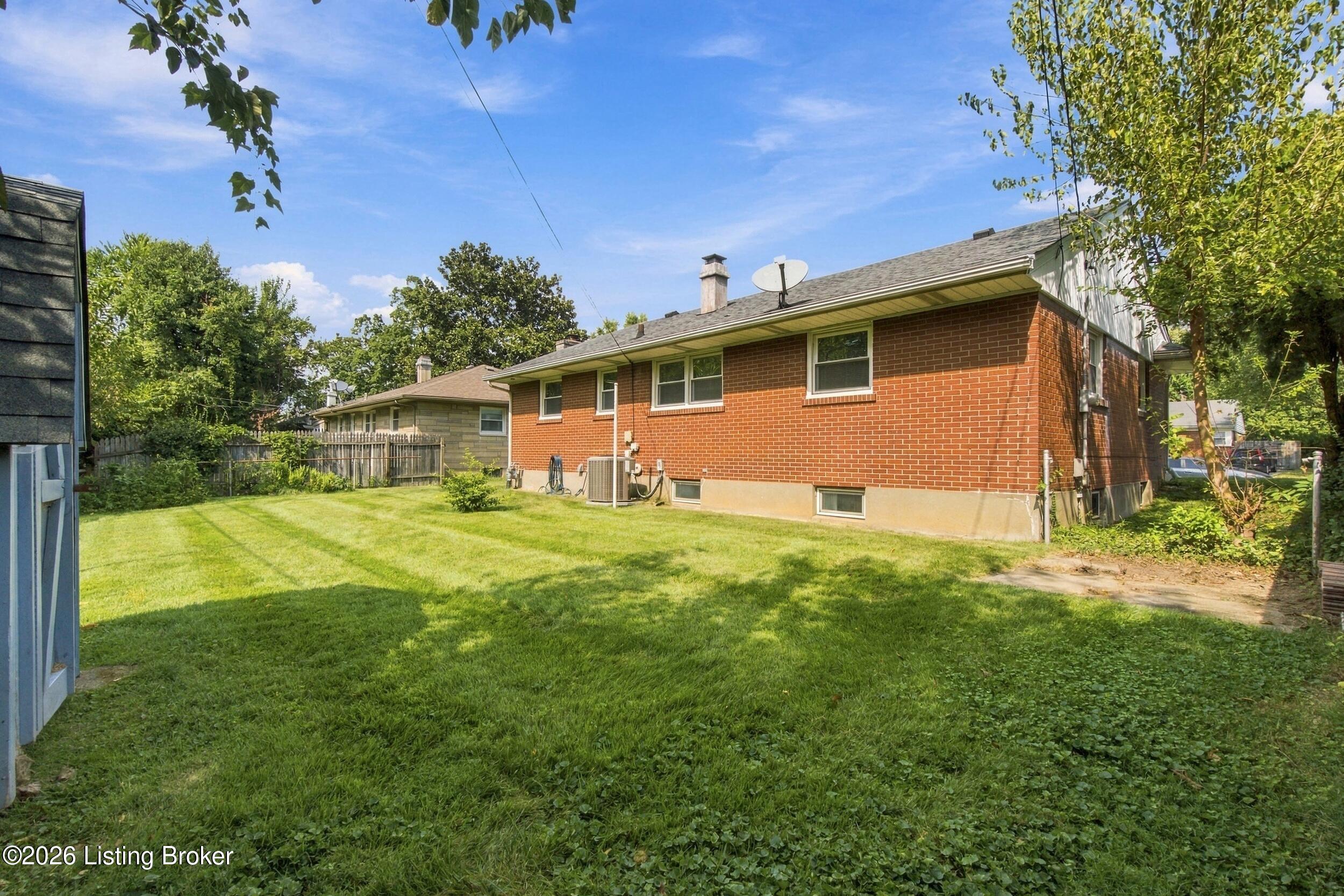 3738 Rouge Way Property Photo 29