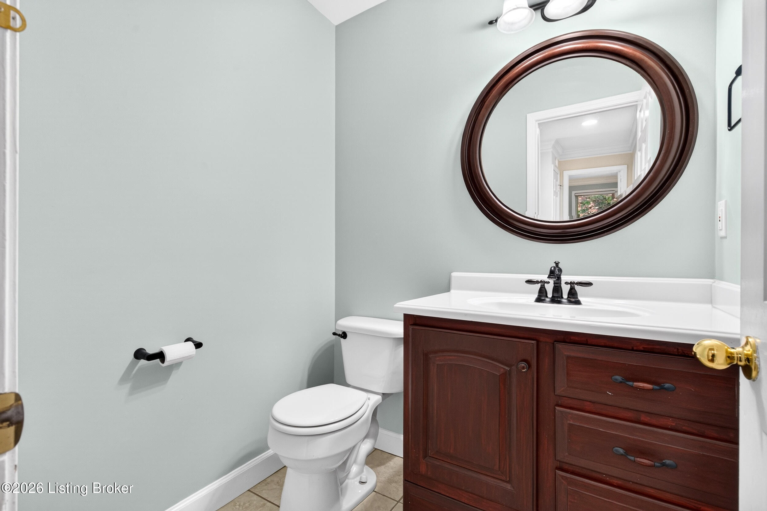 3301 Cross Pointe Rd Property Photo 9