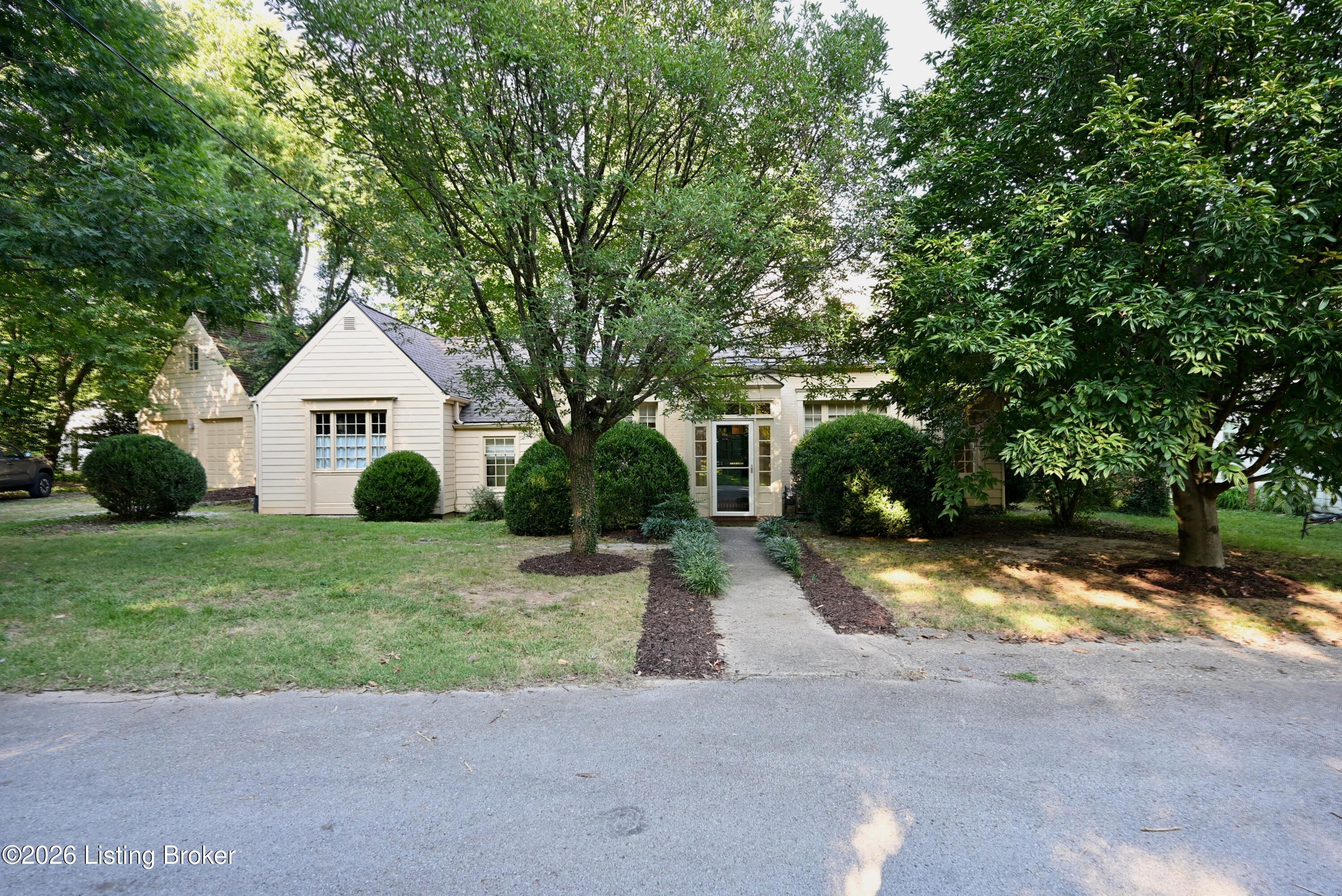621 Cochran Hill Rd Property Photo 2