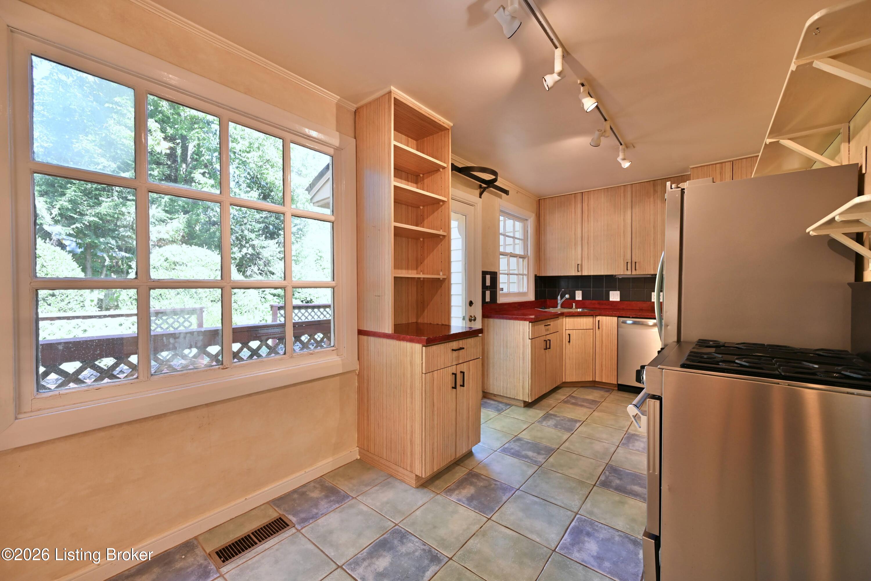 621 Cochran Hill Rd Property Photo 16