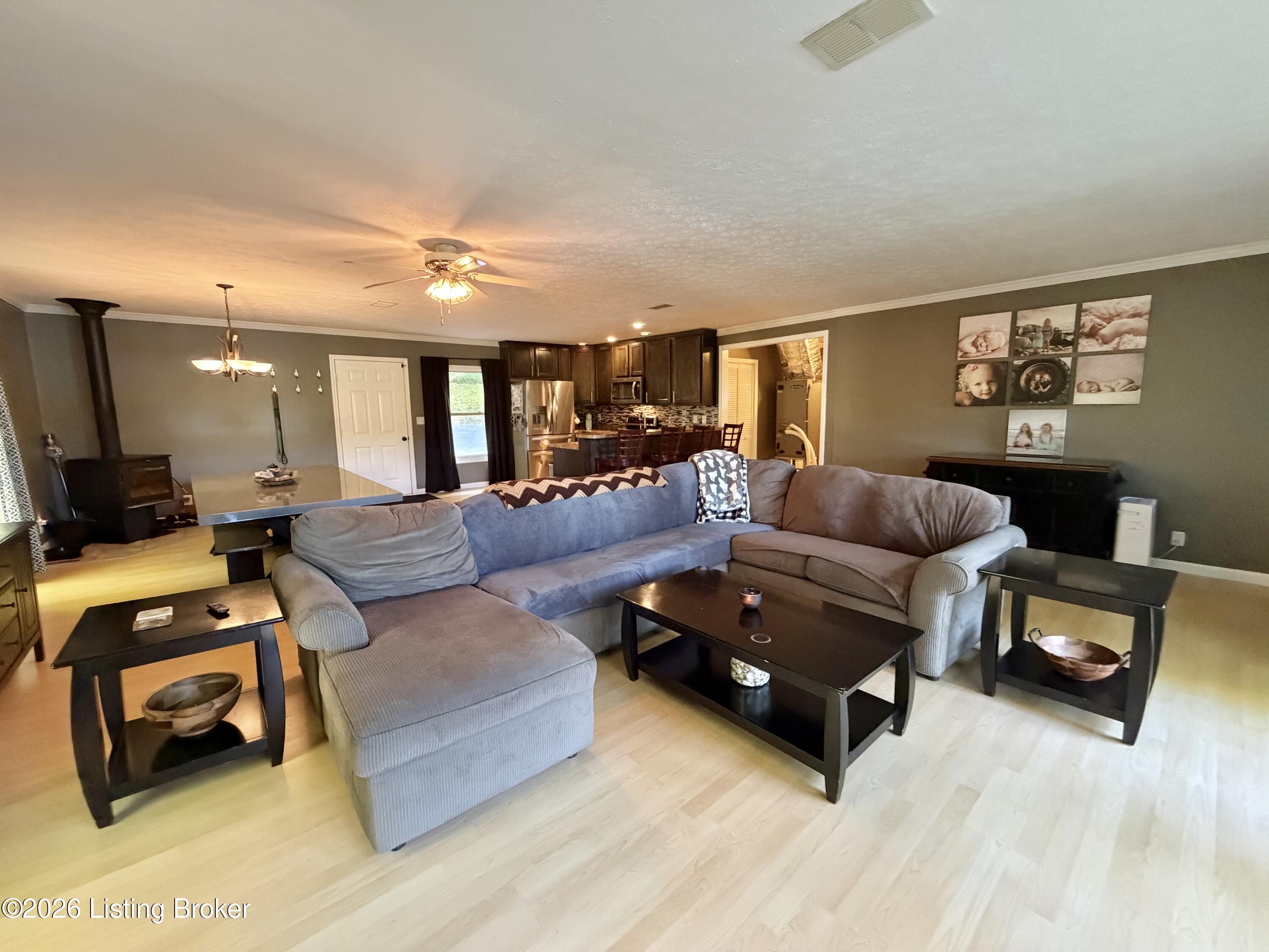 411 S Hurricane Property Photo 16