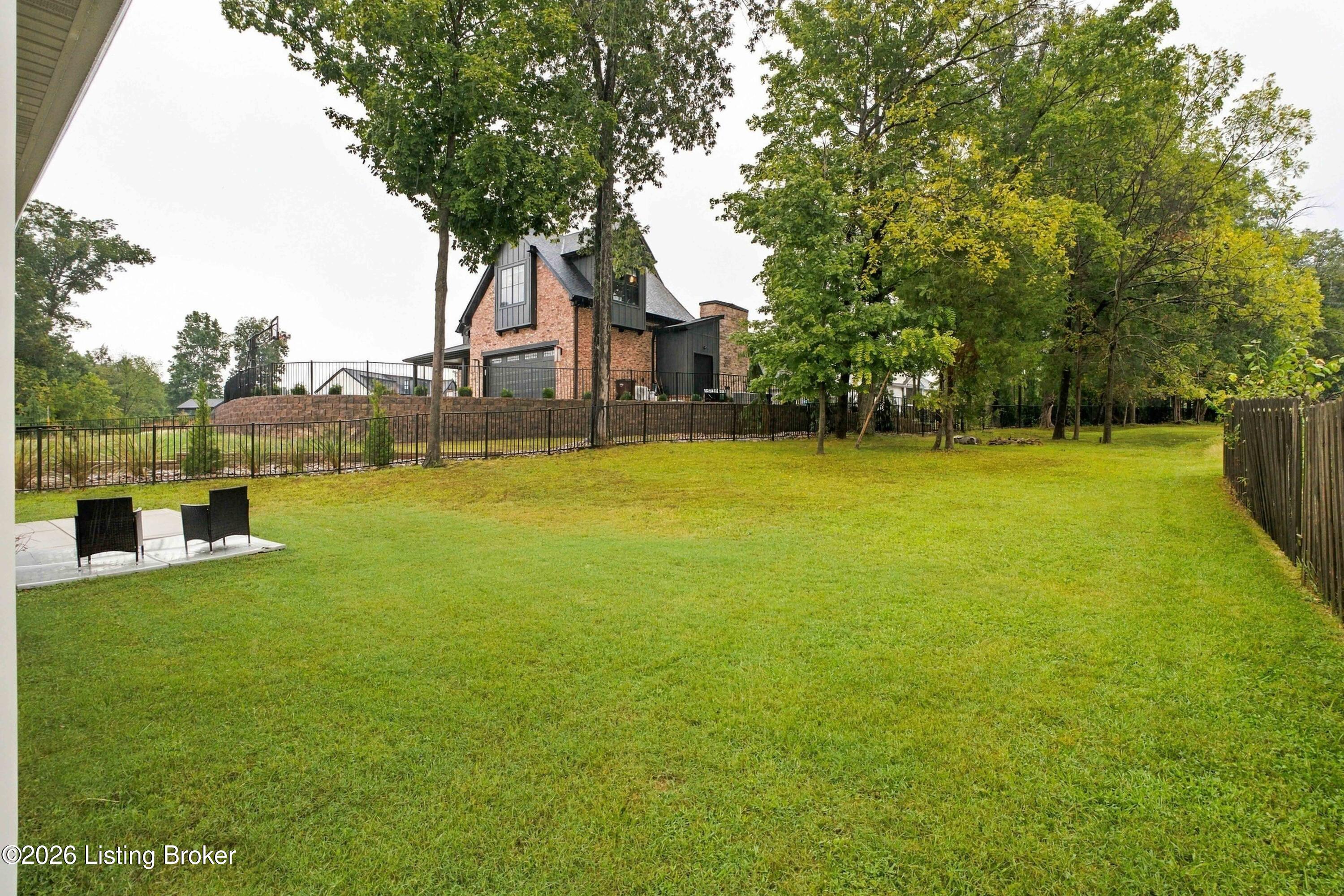 1012 Bogard Ln Property Photo 4