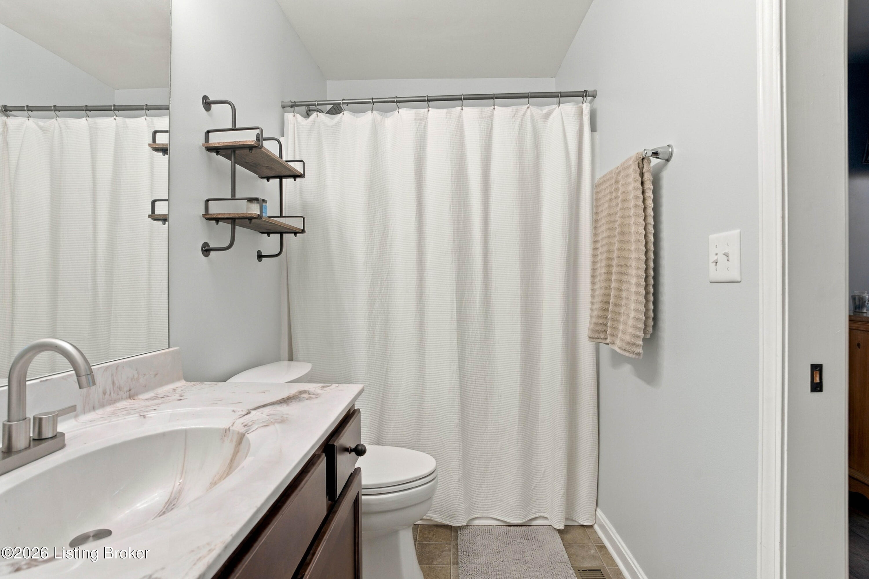 1012 Bogard Ln Property Photo 15