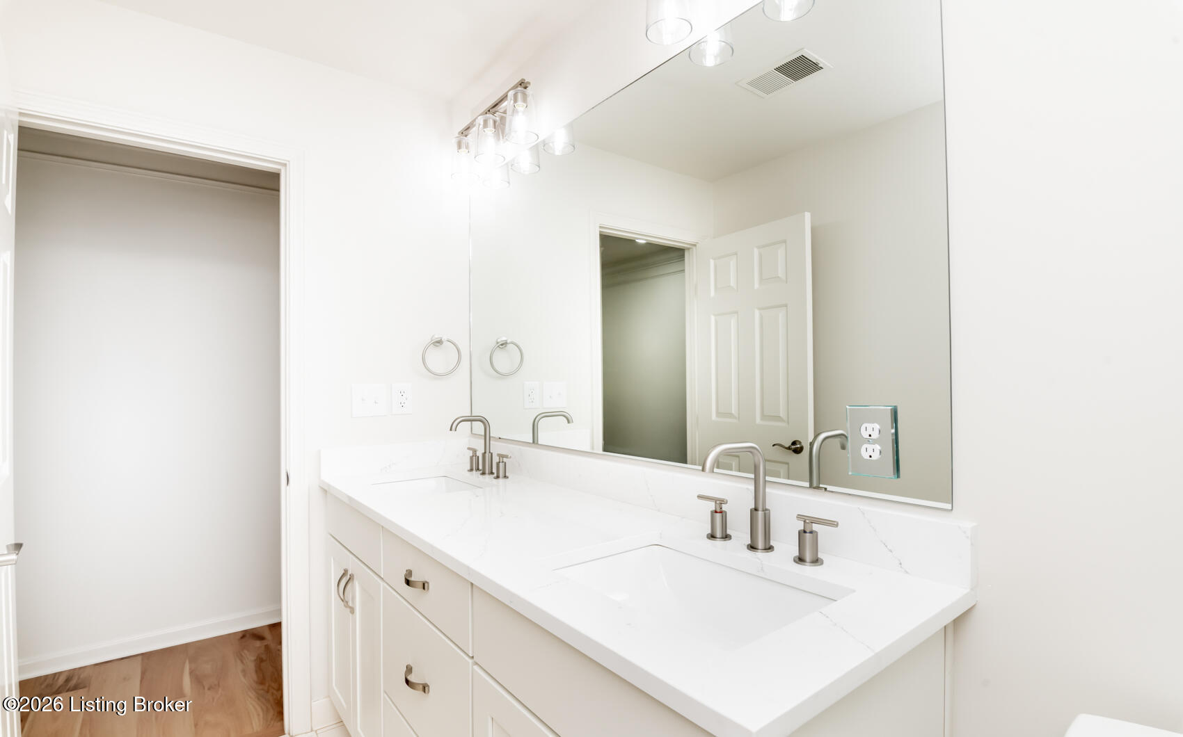 3102 Springstead Cir Property Photo 49