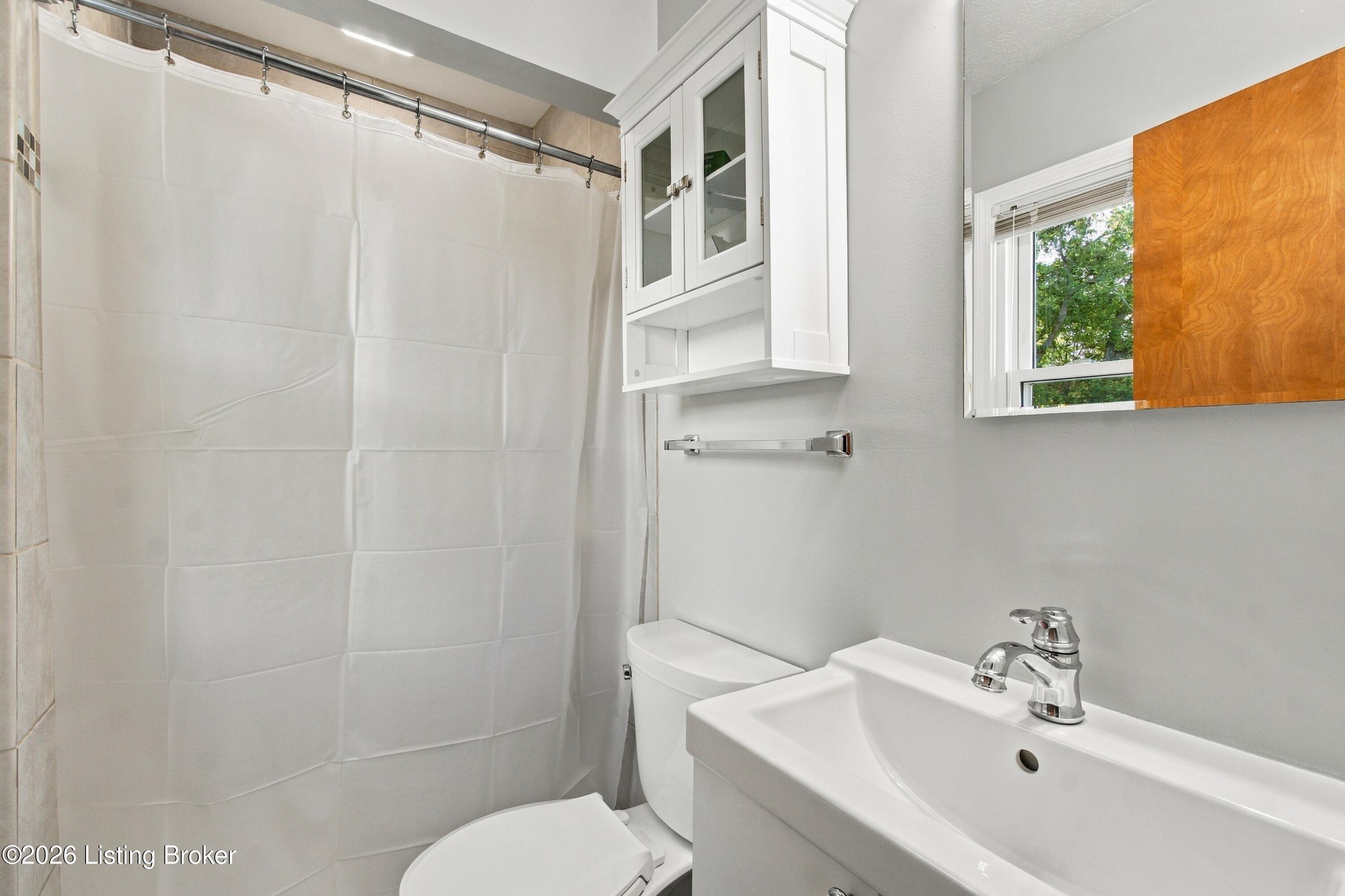 11601 Chasewood Ct Property Photo 9