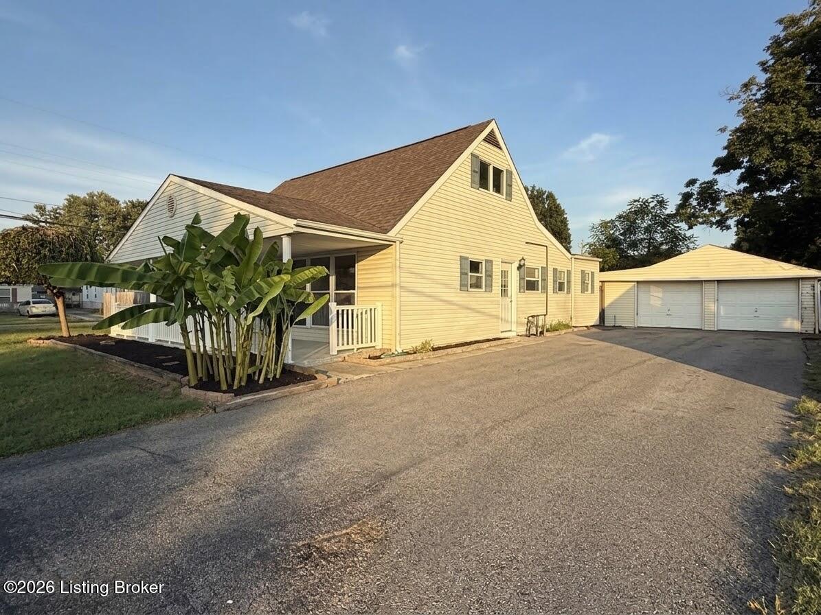 13401 Kinross Blvd Property Photo 15
