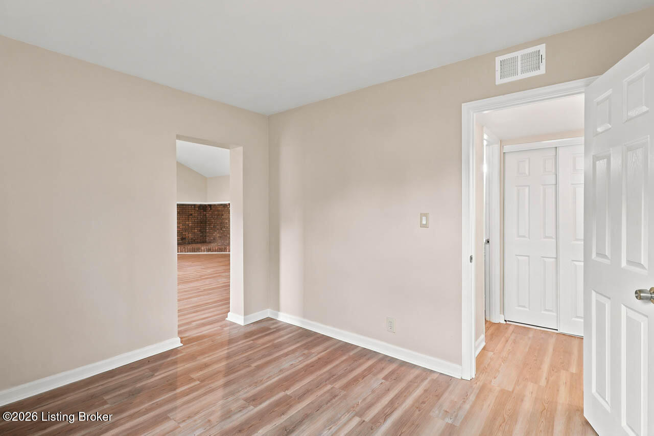 13401 Kinross Blvd Property Photo 45