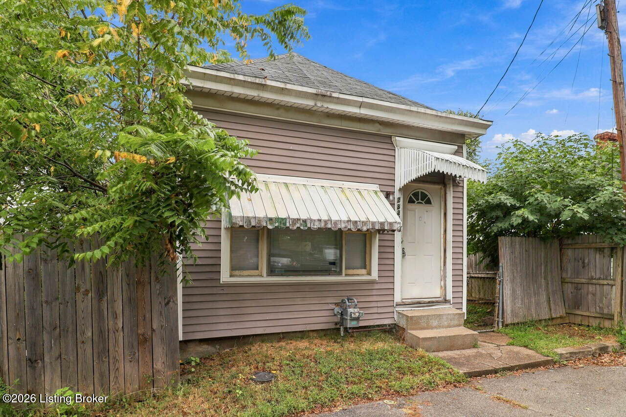 2325 Garfield Ave Property Photo 3