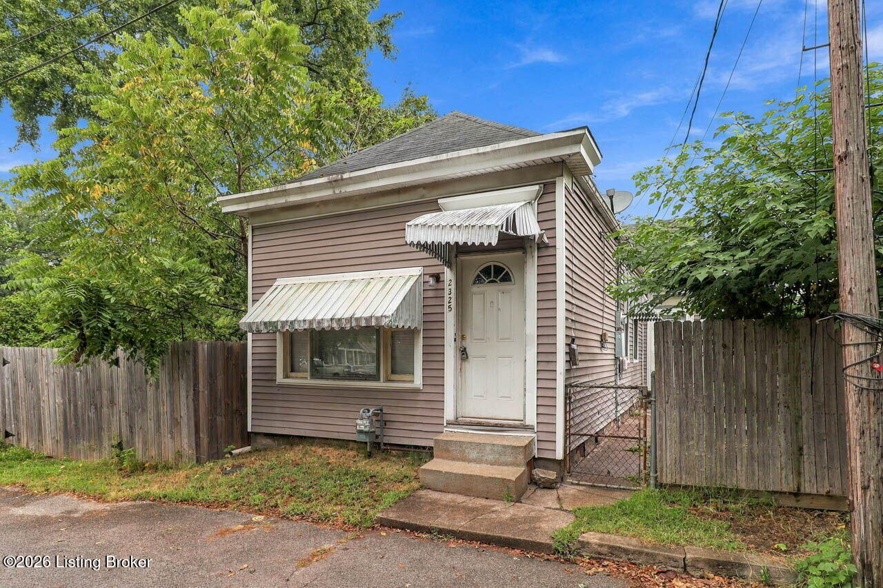 2325 Garfield Ave Property Photo 4