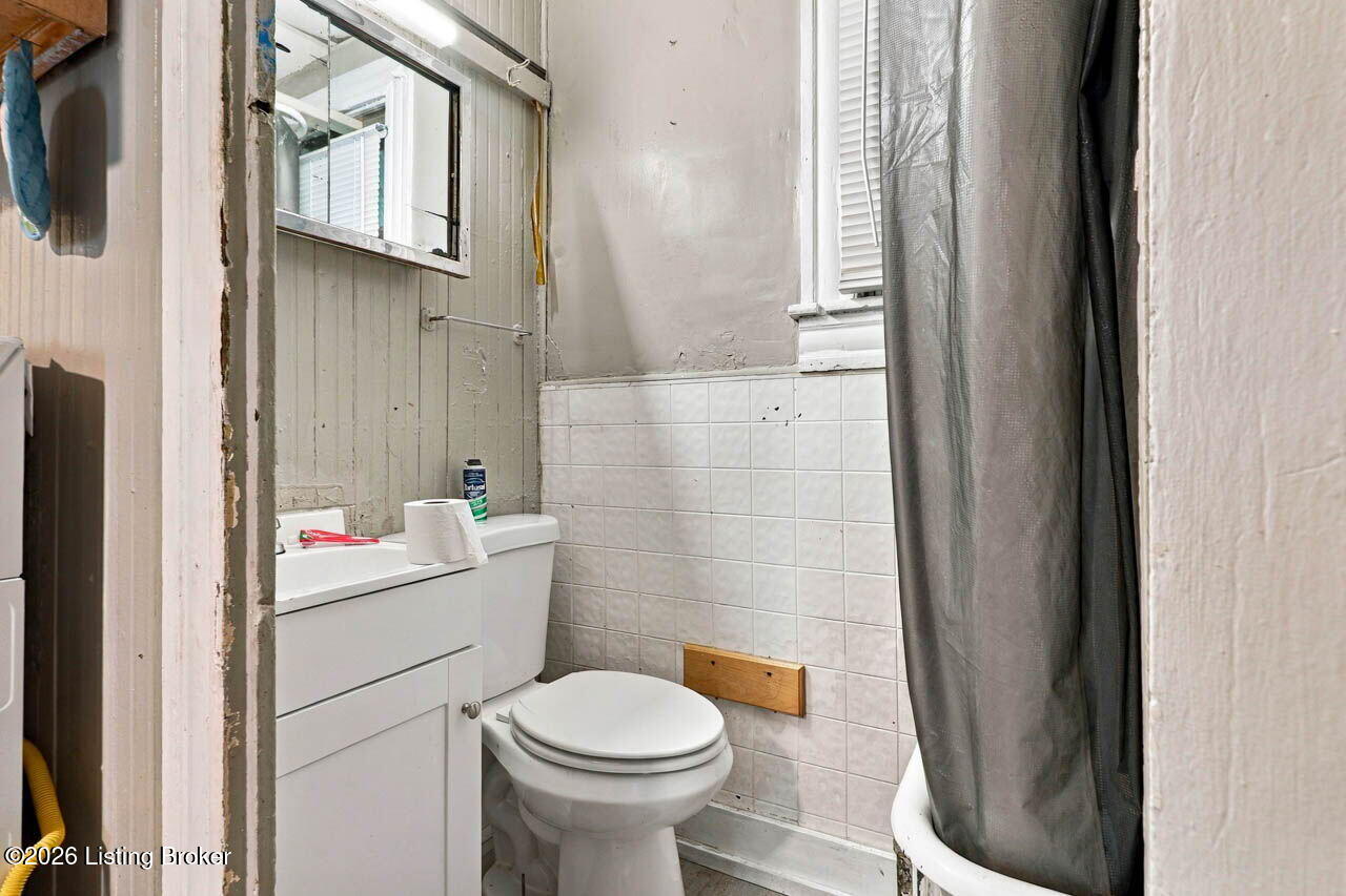 2325 Garfield Ave Property Photo 18