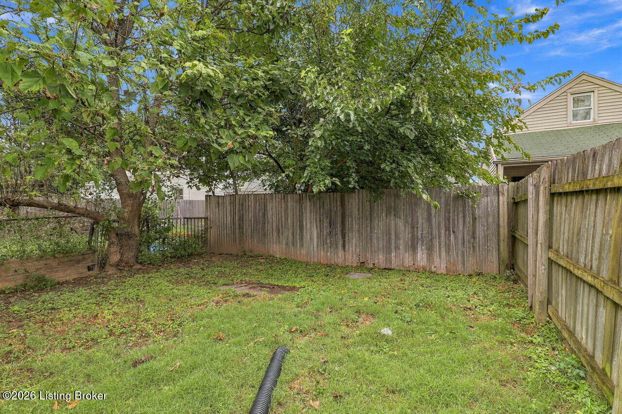 2325 Garfield Ave Property Photo 21