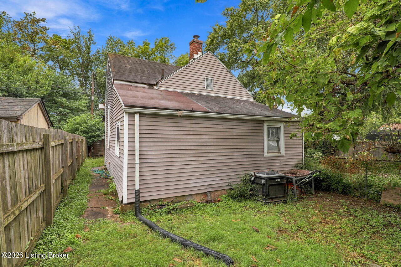 2325 Garfield Ave Property Photo 22