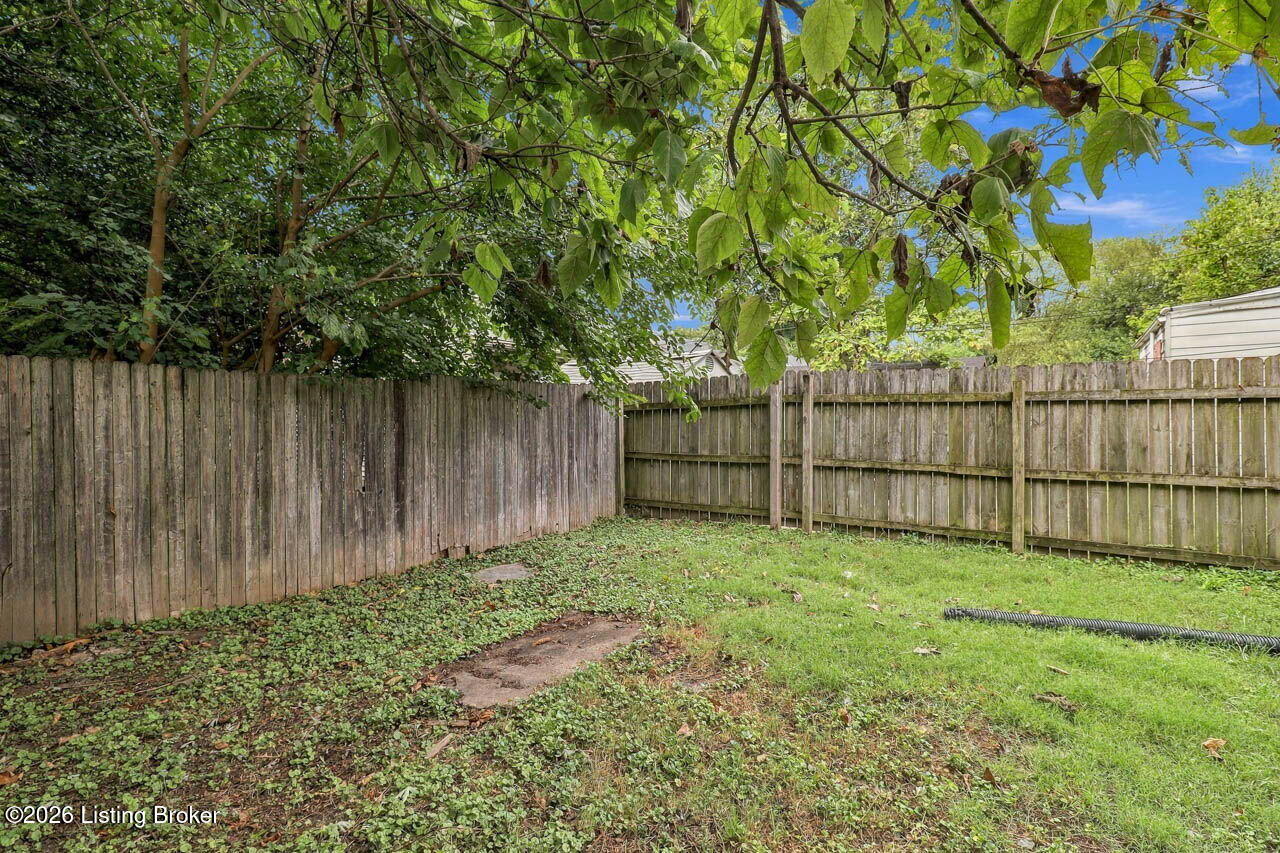 2325 Garfield Ave Property Photo 24