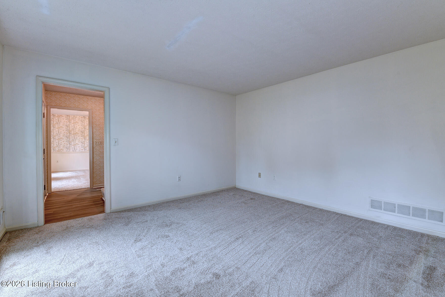 4513 Dannywood Rd Property Photo 6