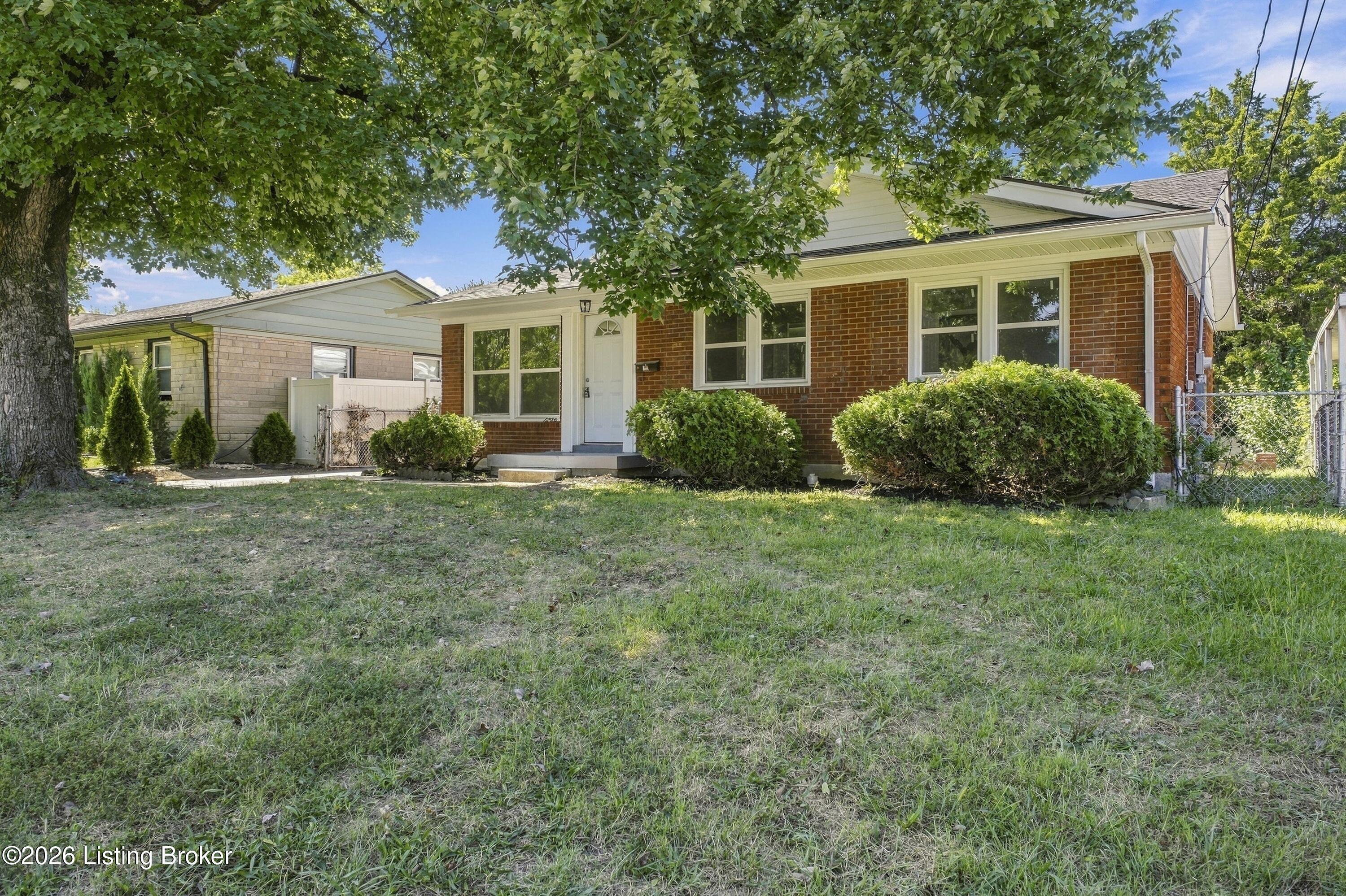 1206 Fairland Pl Property Photo 2