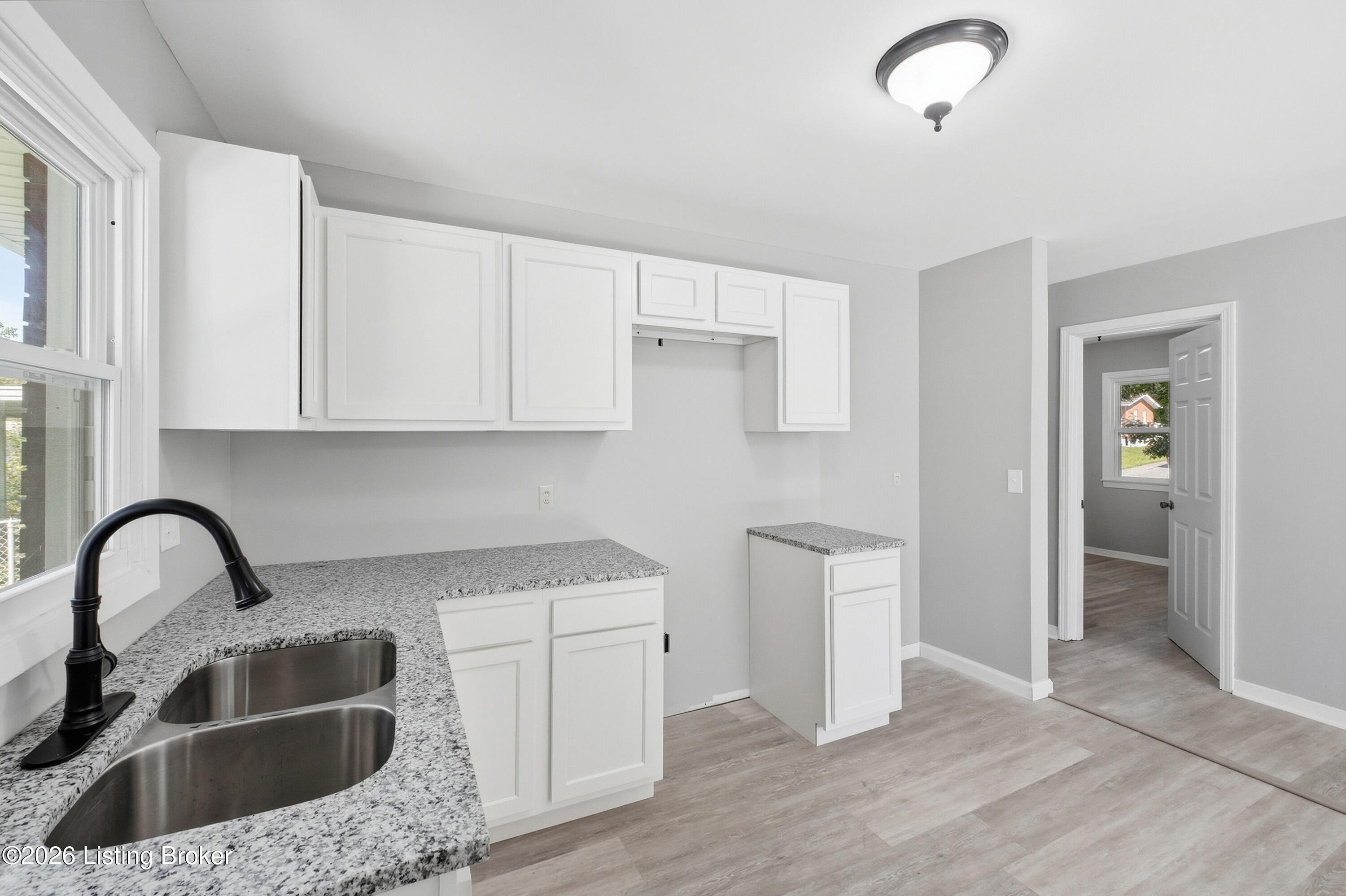 1206 Fairland Pl Property Photo 11