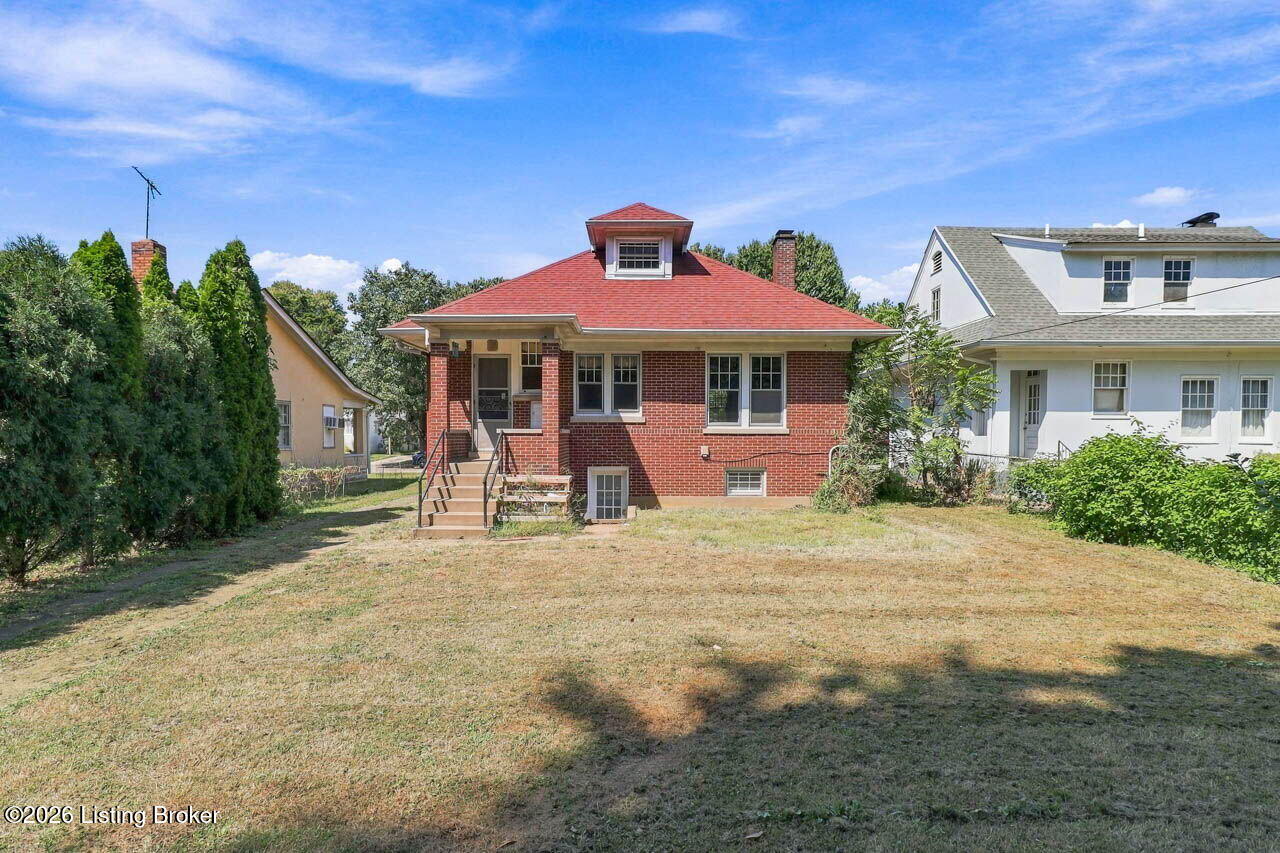 2156 Gladstone Ave Property Photo 39