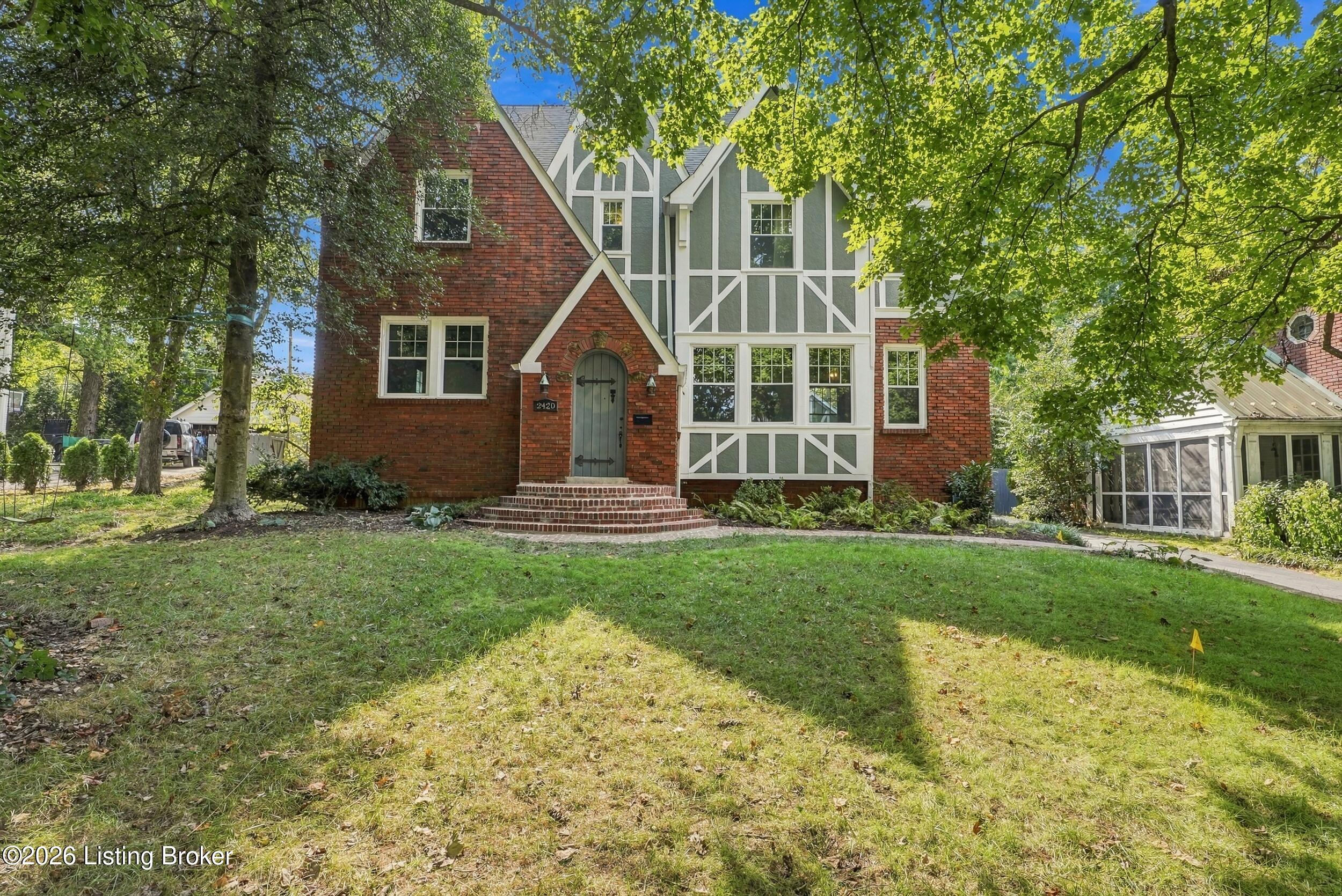 2420 Valletta Rd Property Photo 2