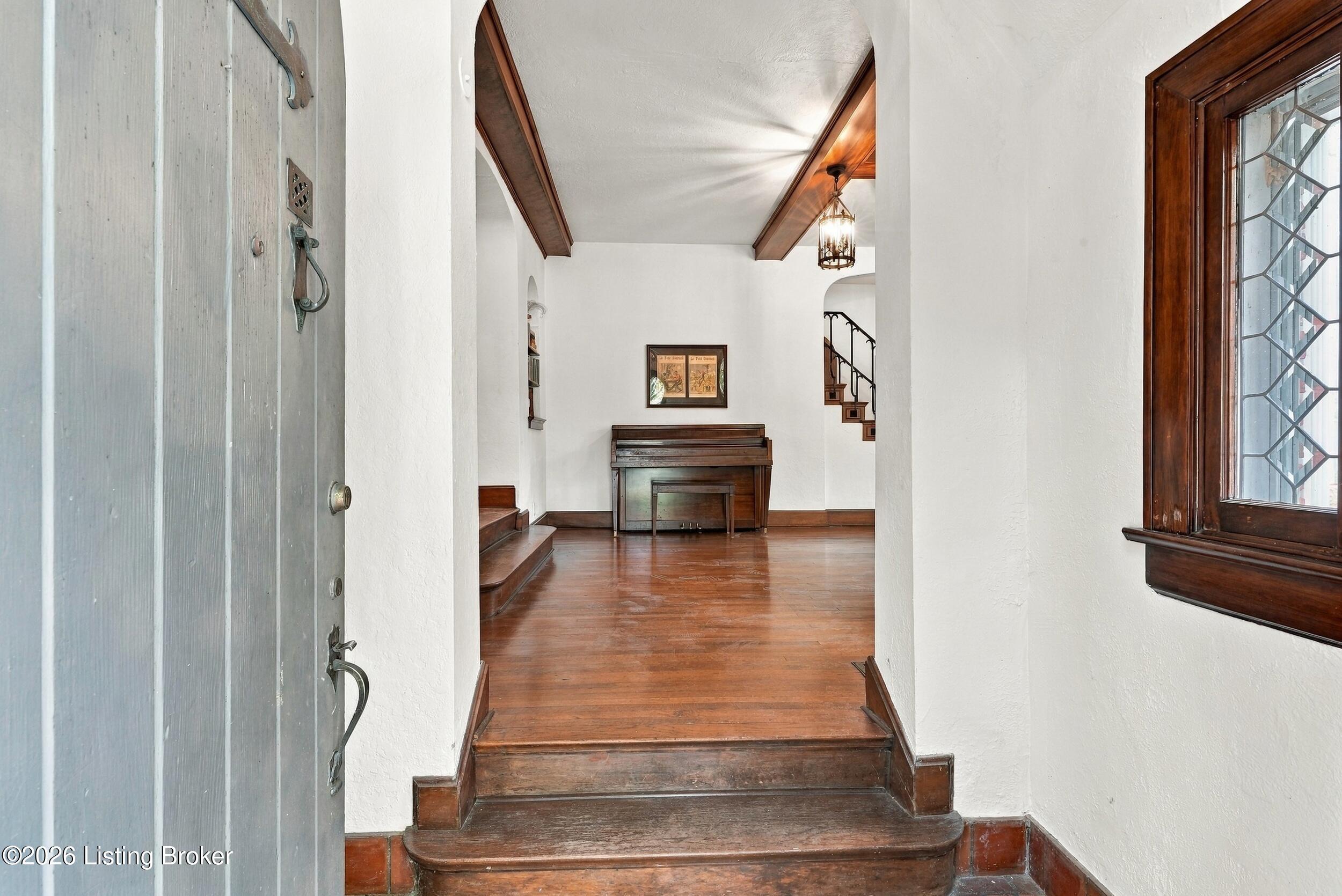 2420 Valletta Rd Property Photo 7