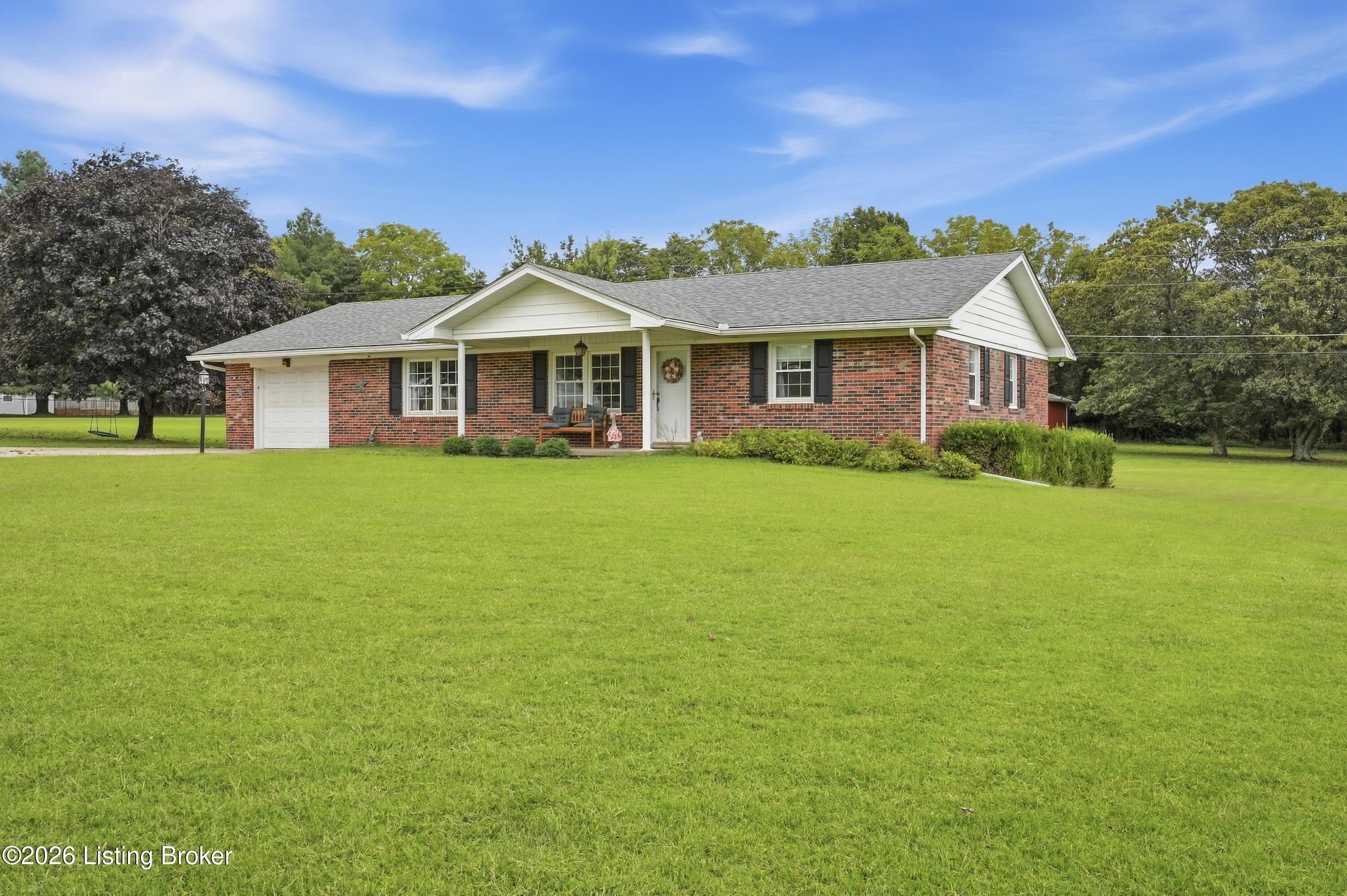 538 Wooden Ln Property Photo 1