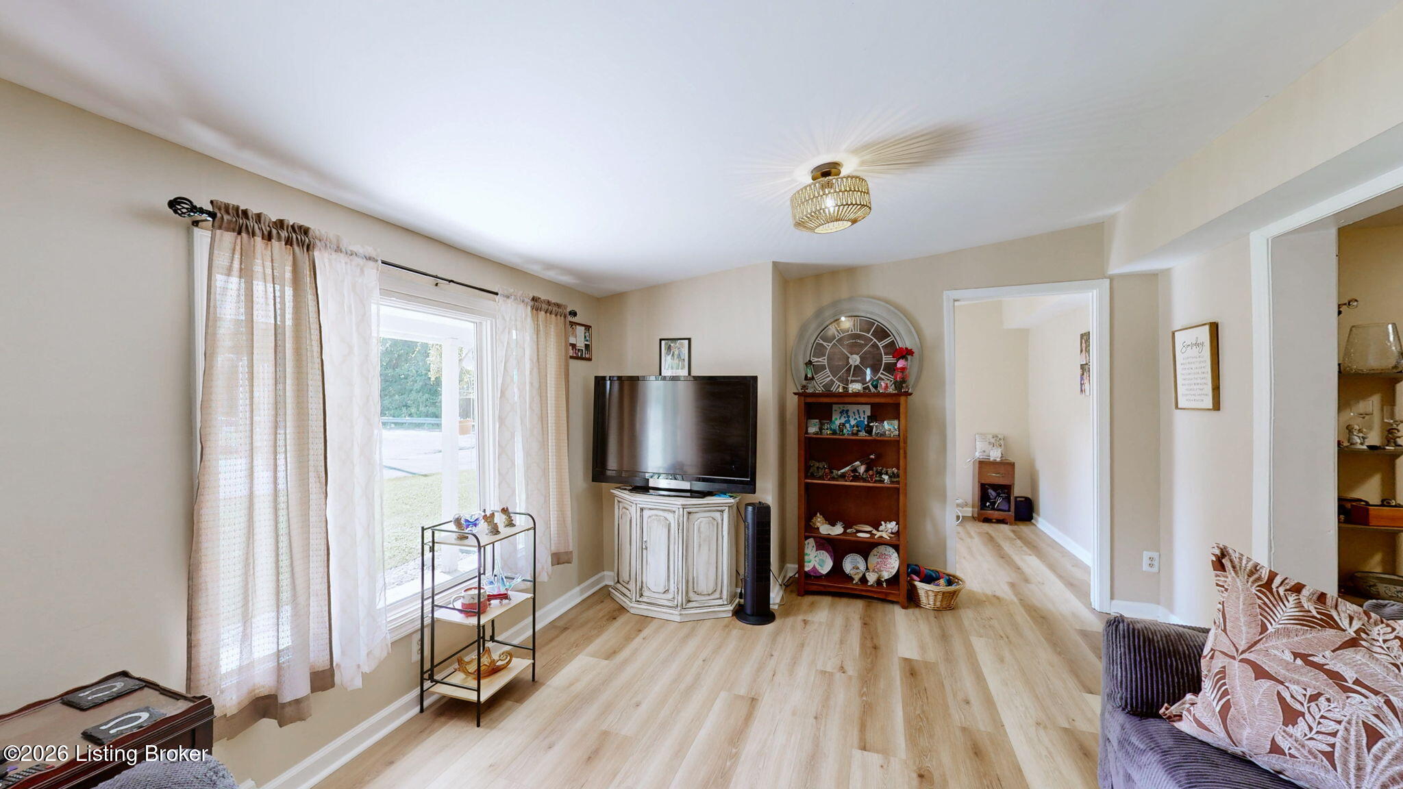 4618 E Overbrook Dr Property Photo 6