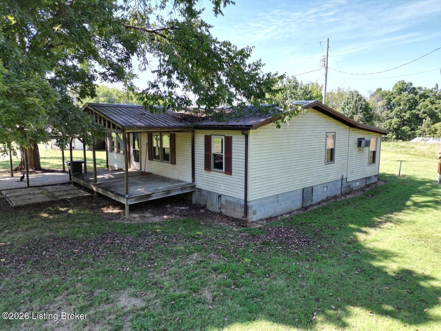1905 Hickory Grove Rd Property Photo 7