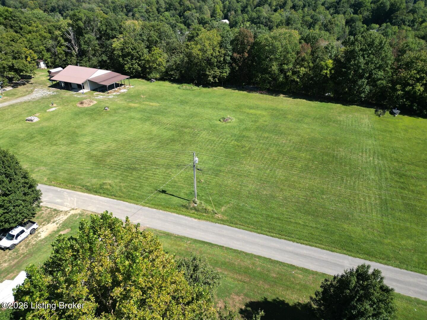 1905 Hickory Grove Rd Property Photo 10